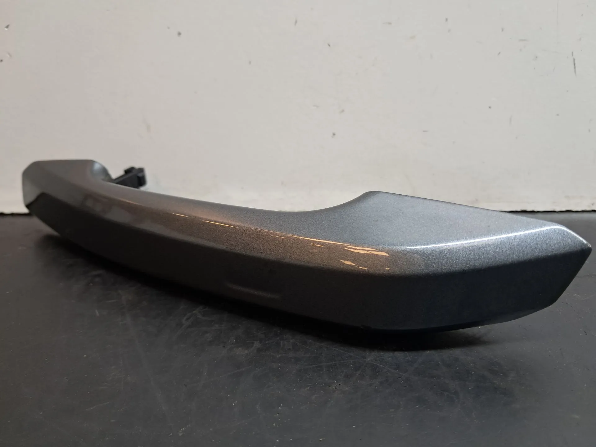 Manija puerta Trasero Izquierdo AUDI A4 Avant (8W5, 8WD, B9)