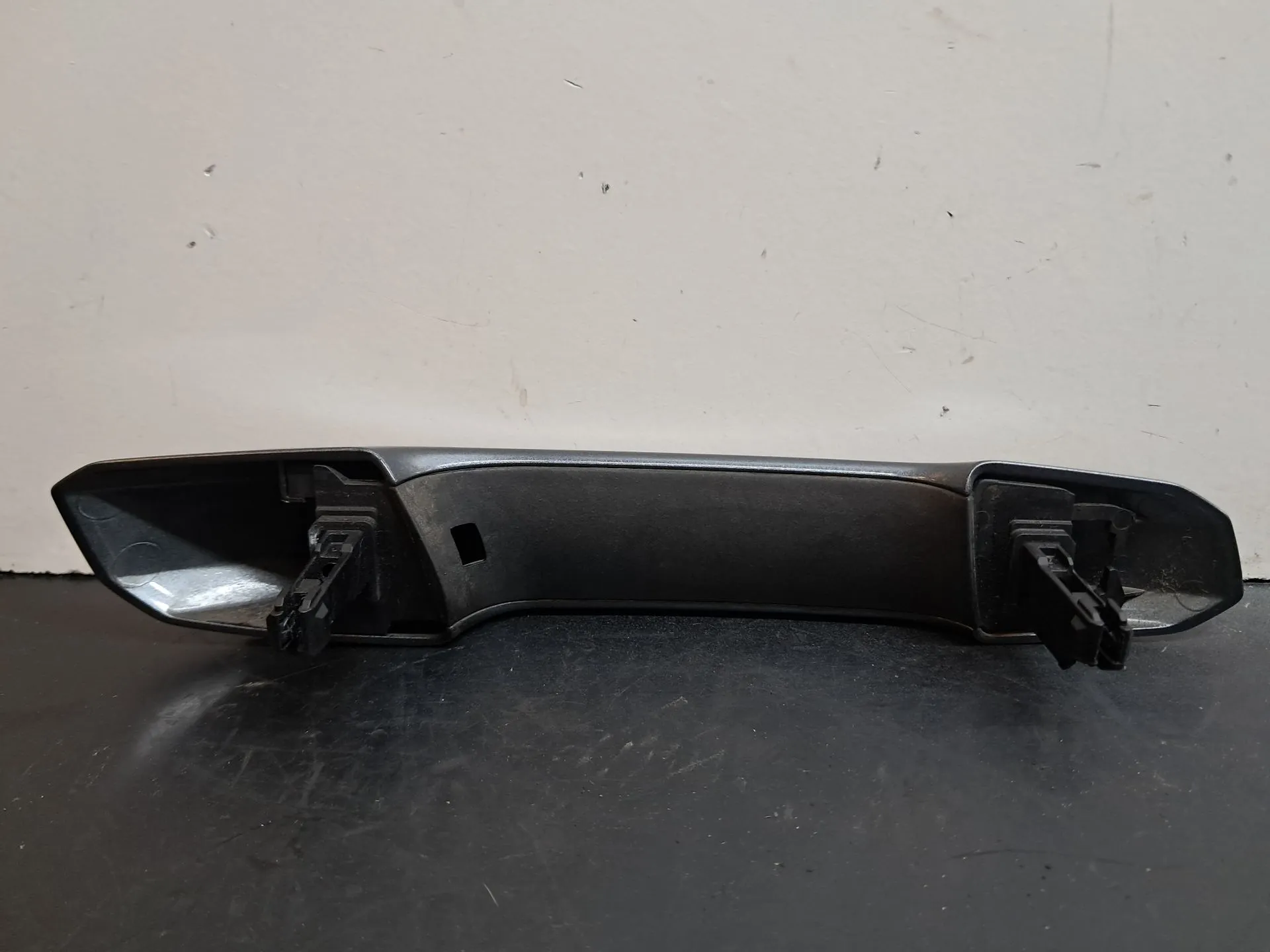 Manija puerta Trasero Izquierdo AUDI A4 Avant (8W5, 8WD, B9) Imagem-2