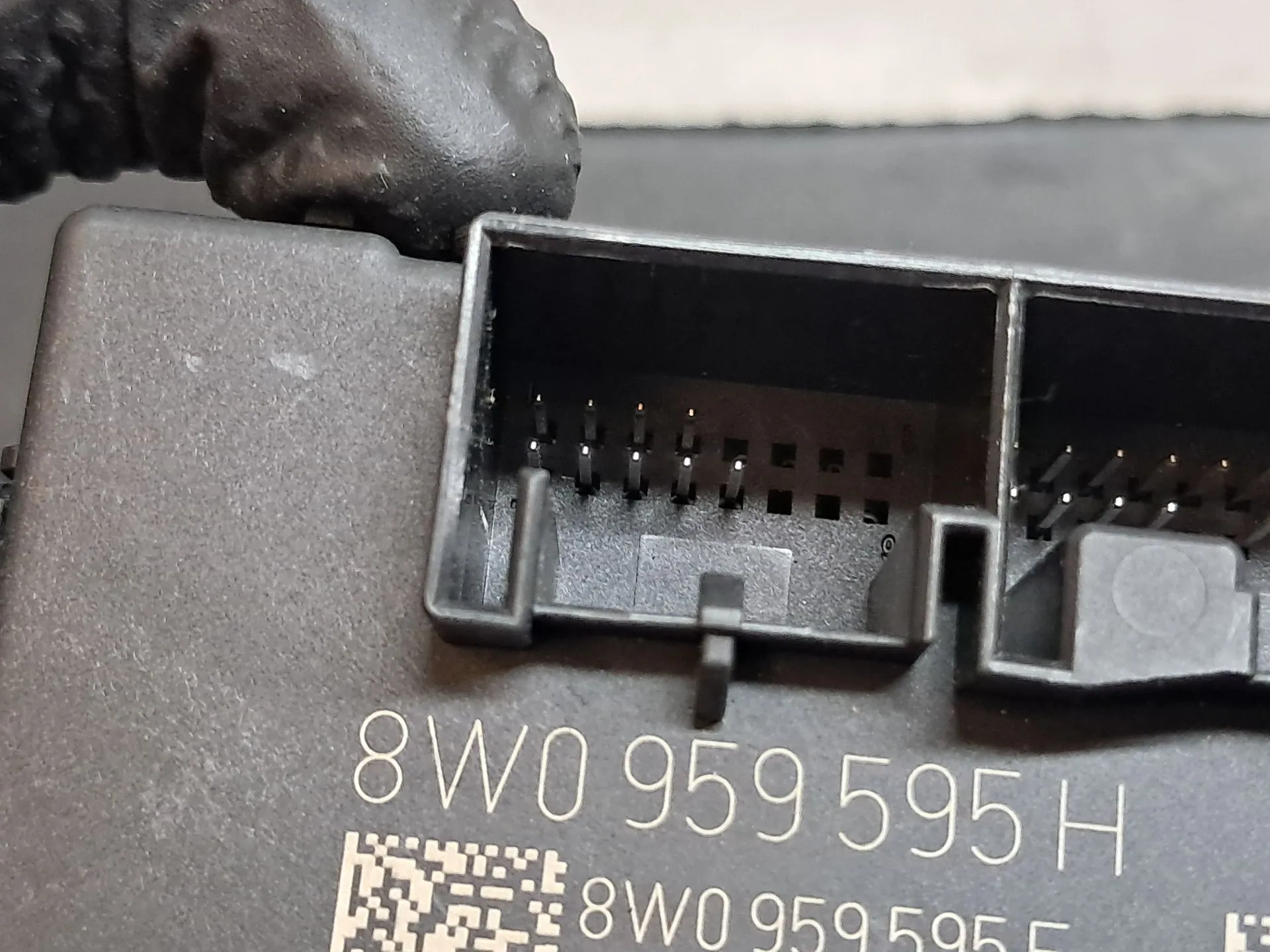 Módulo puerta Trasero Izquierdo AUDI A4 Avant (8W5, 8WD, B9) Imagem-2