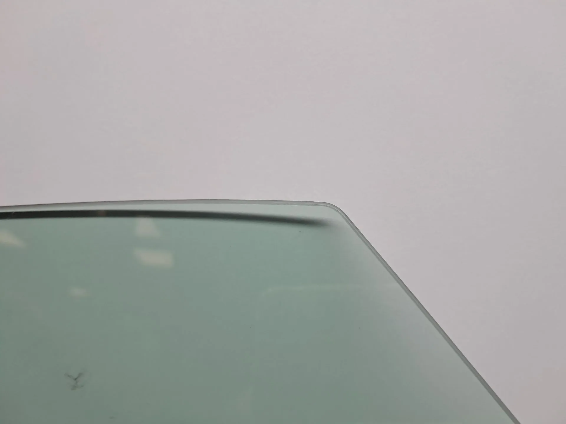 Vitre porte arrière gauche AUDI A4 (8W2, 8WC, B9) Imagem-4