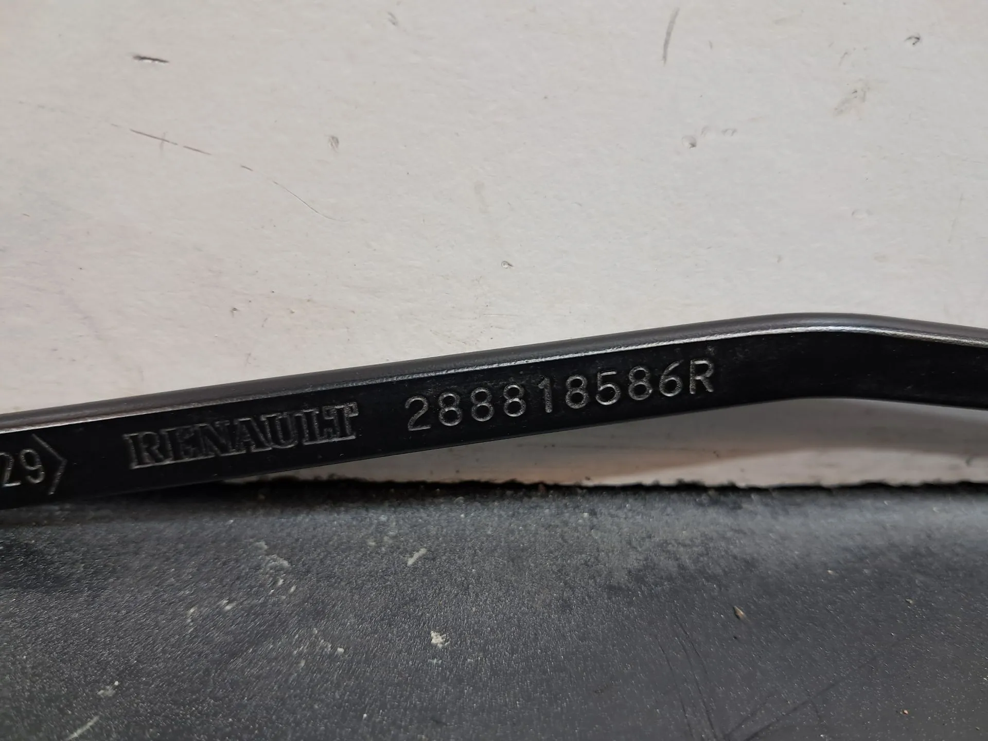 Haste / braço de escova limpa vidros frente esquerda DACIA Sandero II (5S_) Imagem-3