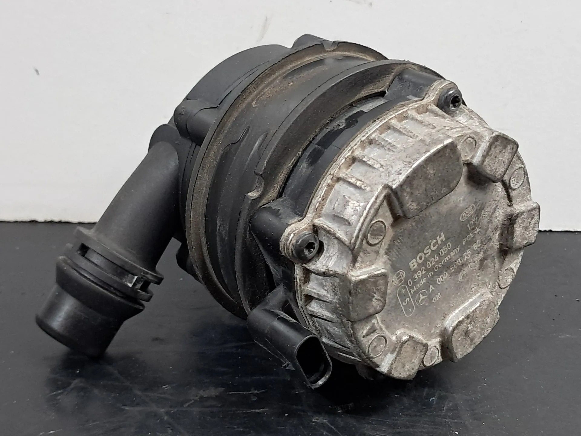 Bomba de água adicional MERCEDES-BENZ GLC (X253)