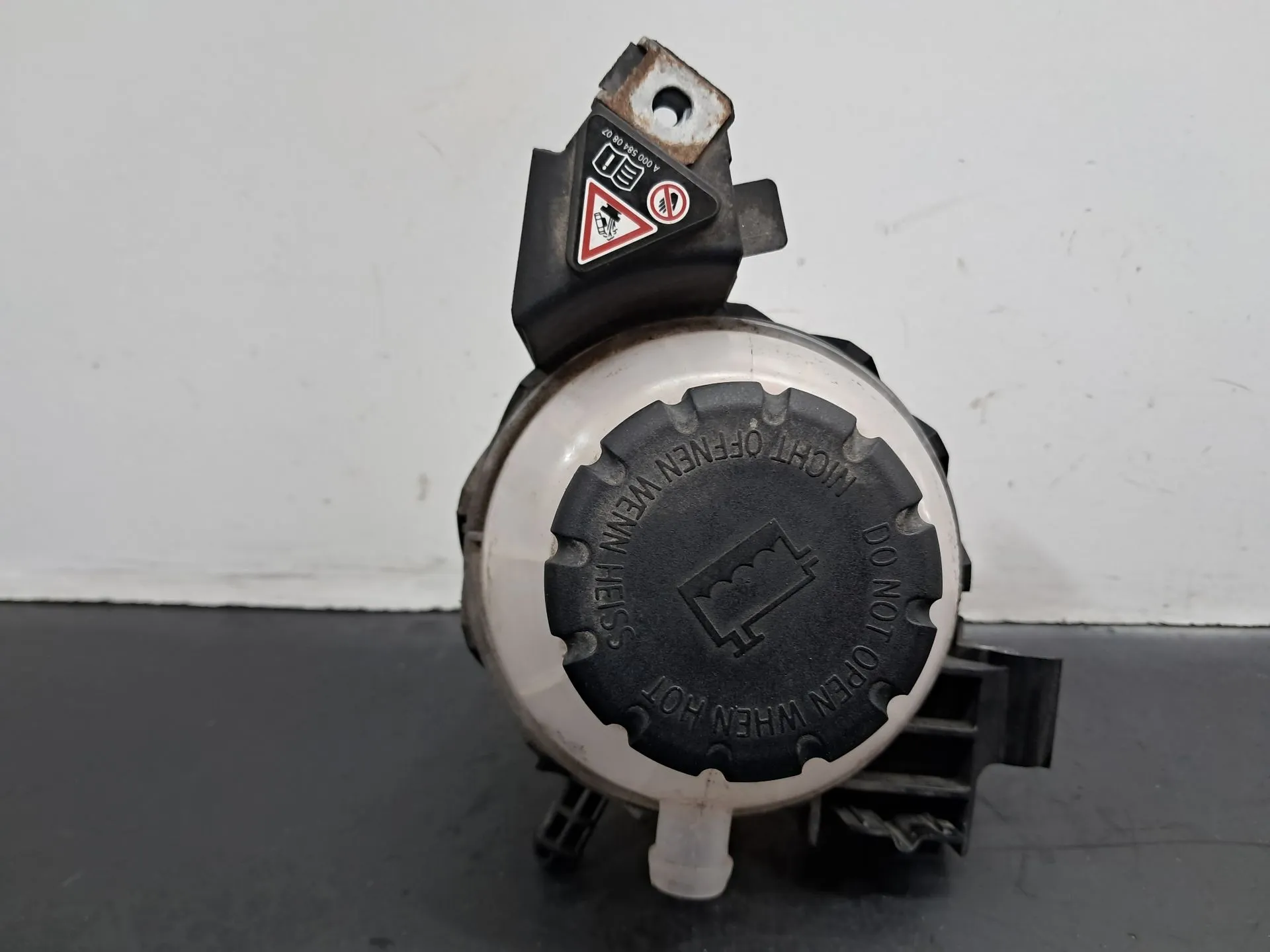 Reservatório / depósito da água / líquido de refrigeração MERCEDES-BENZ GLC (X253) Imagem-2