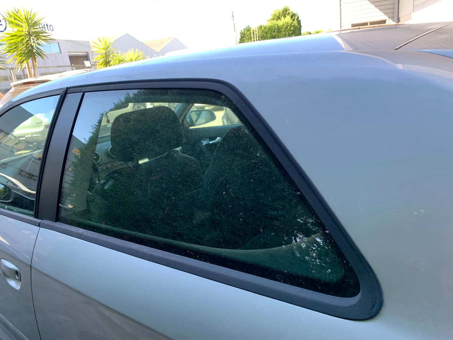 Vitre de custode arrière gauche AUDI A3 (8P1) Imagem-1