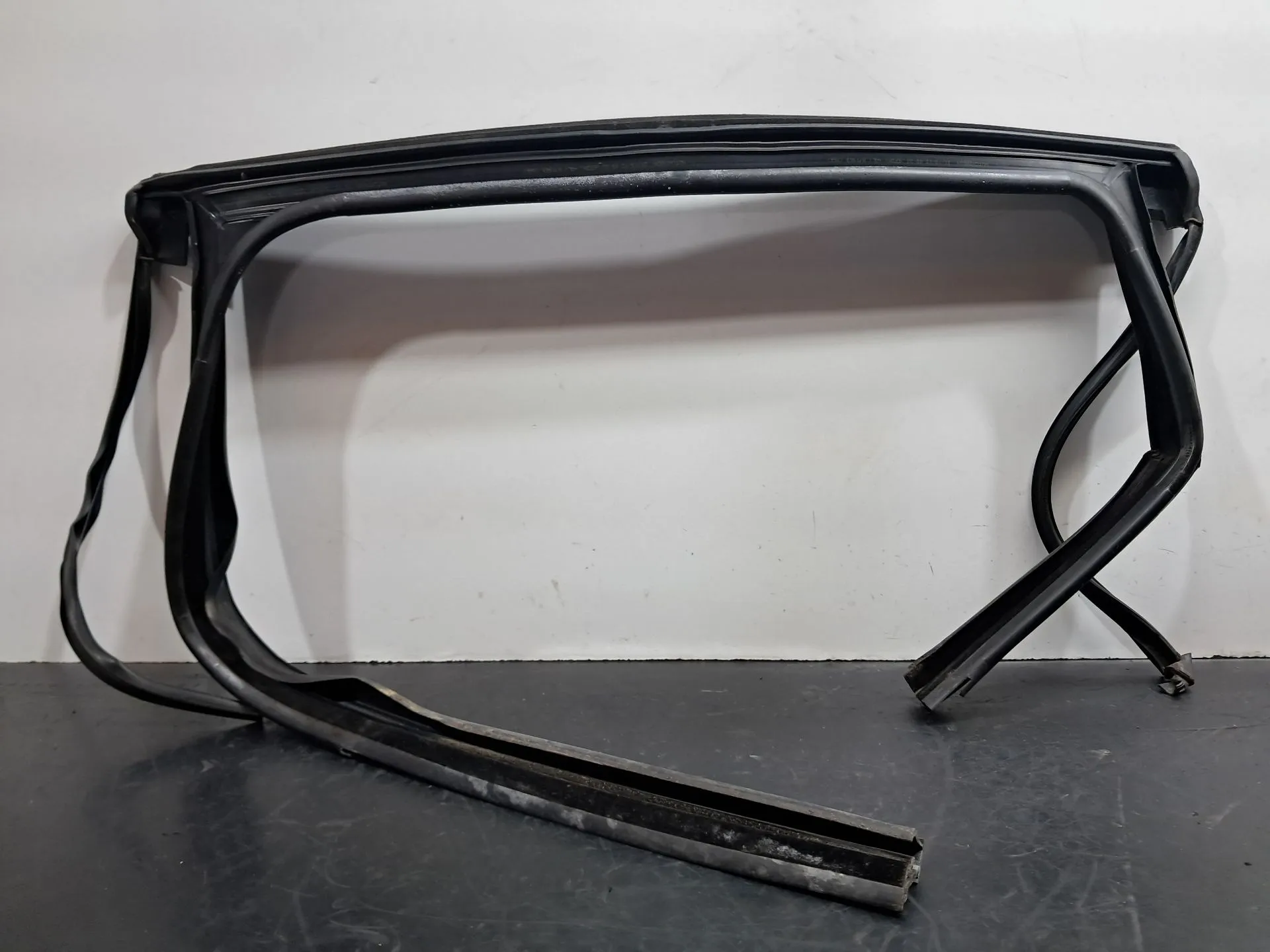 Borracha genérica RENAULT Scénic III (JZ0/1_) Imagem-5