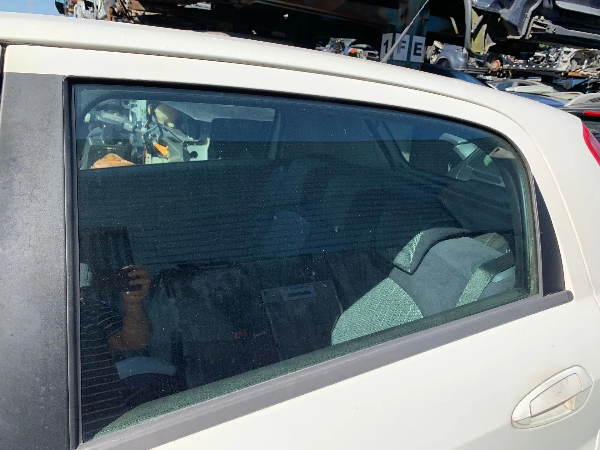 Vitre porte arrière gauche FIAT Grande Punto (199_)