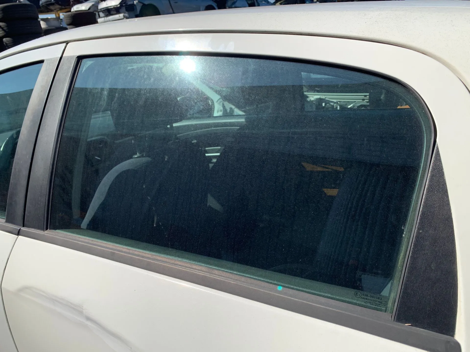 Vitre porte arrière gauche FIAT Grande Punto (199_) Imagem-1