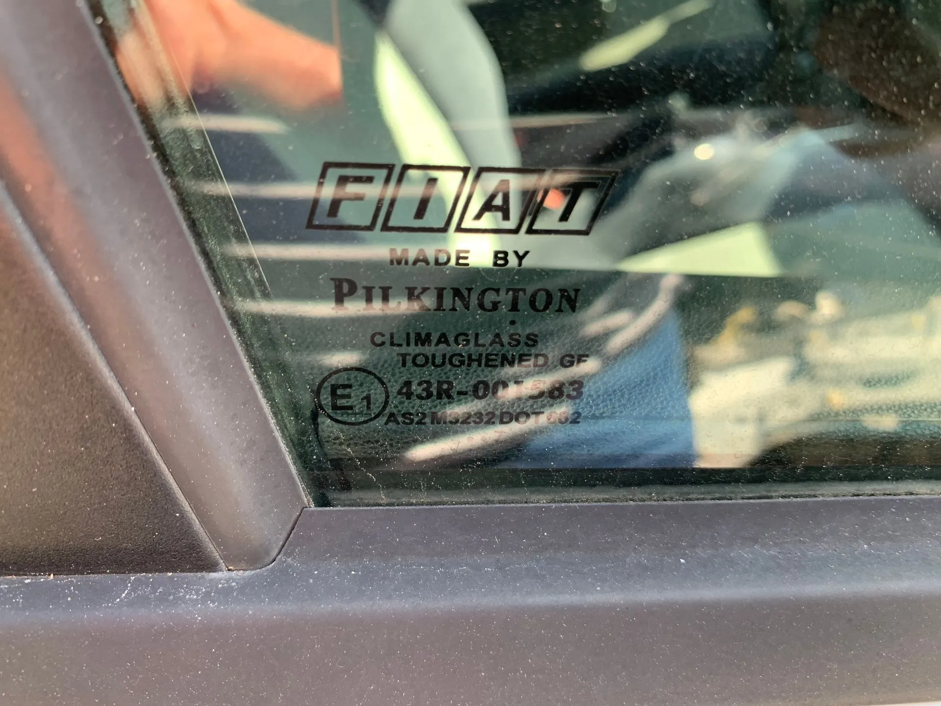 Vitre porte avant Droite FIAT Grande Punto (199_) Imagem-1