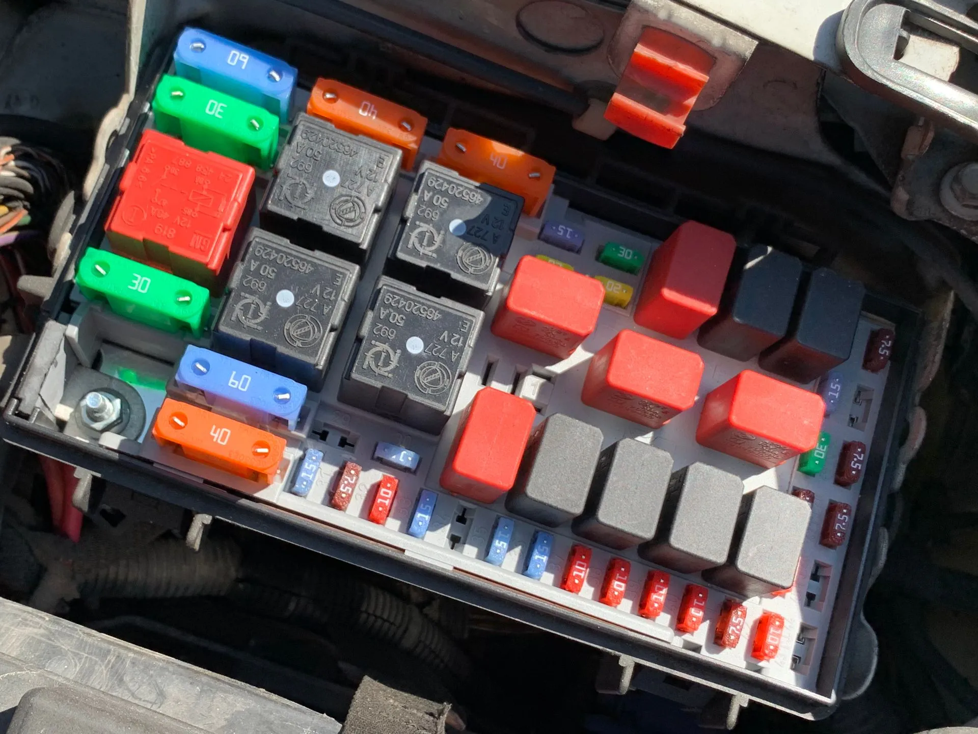 Boîte de fusibles / SAM / BSI FIAT Grande Punto (199_)