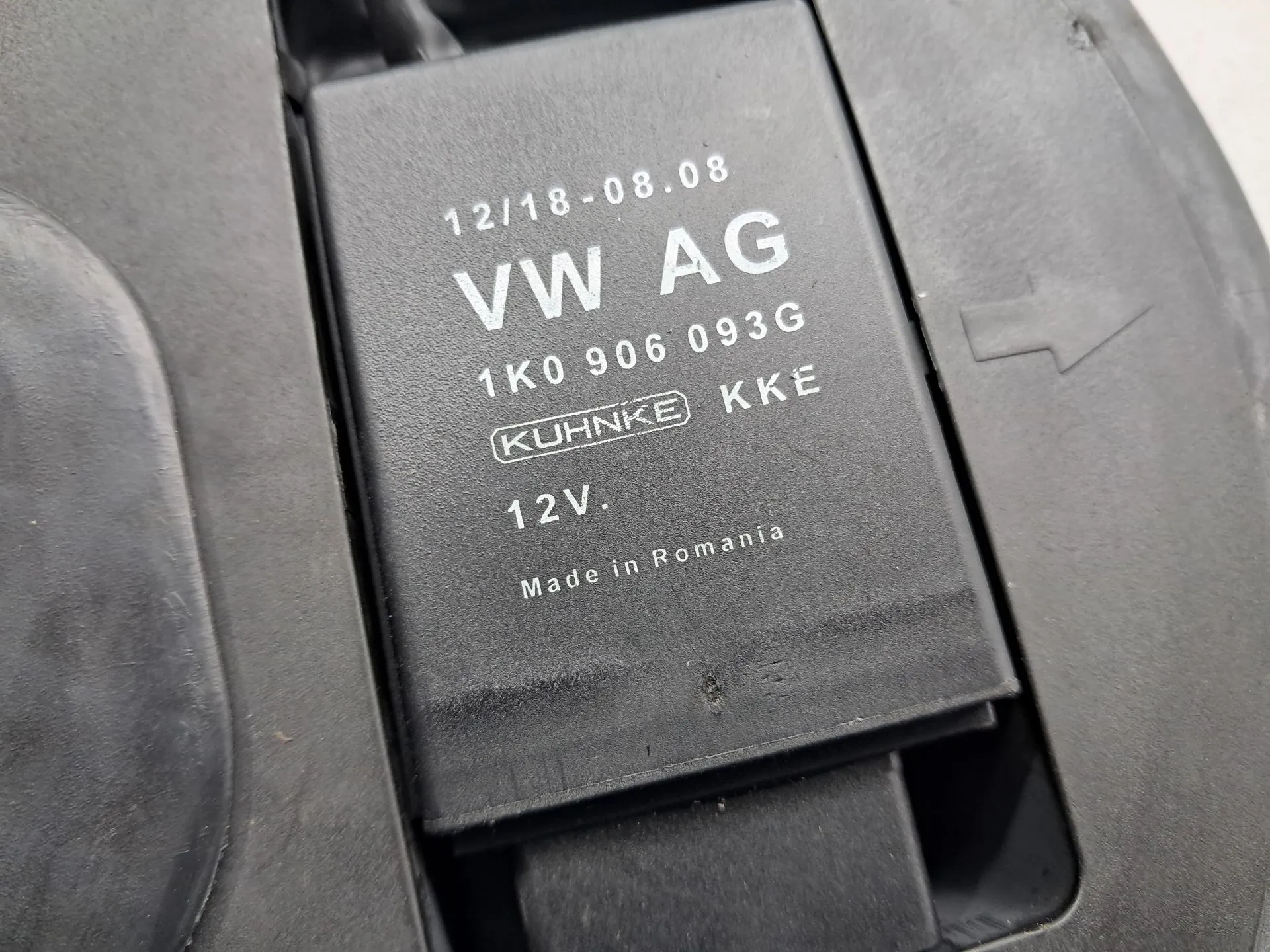 Calculateur carburant AUDI A1 Sportback (8XA, 8XF) Imagem-1