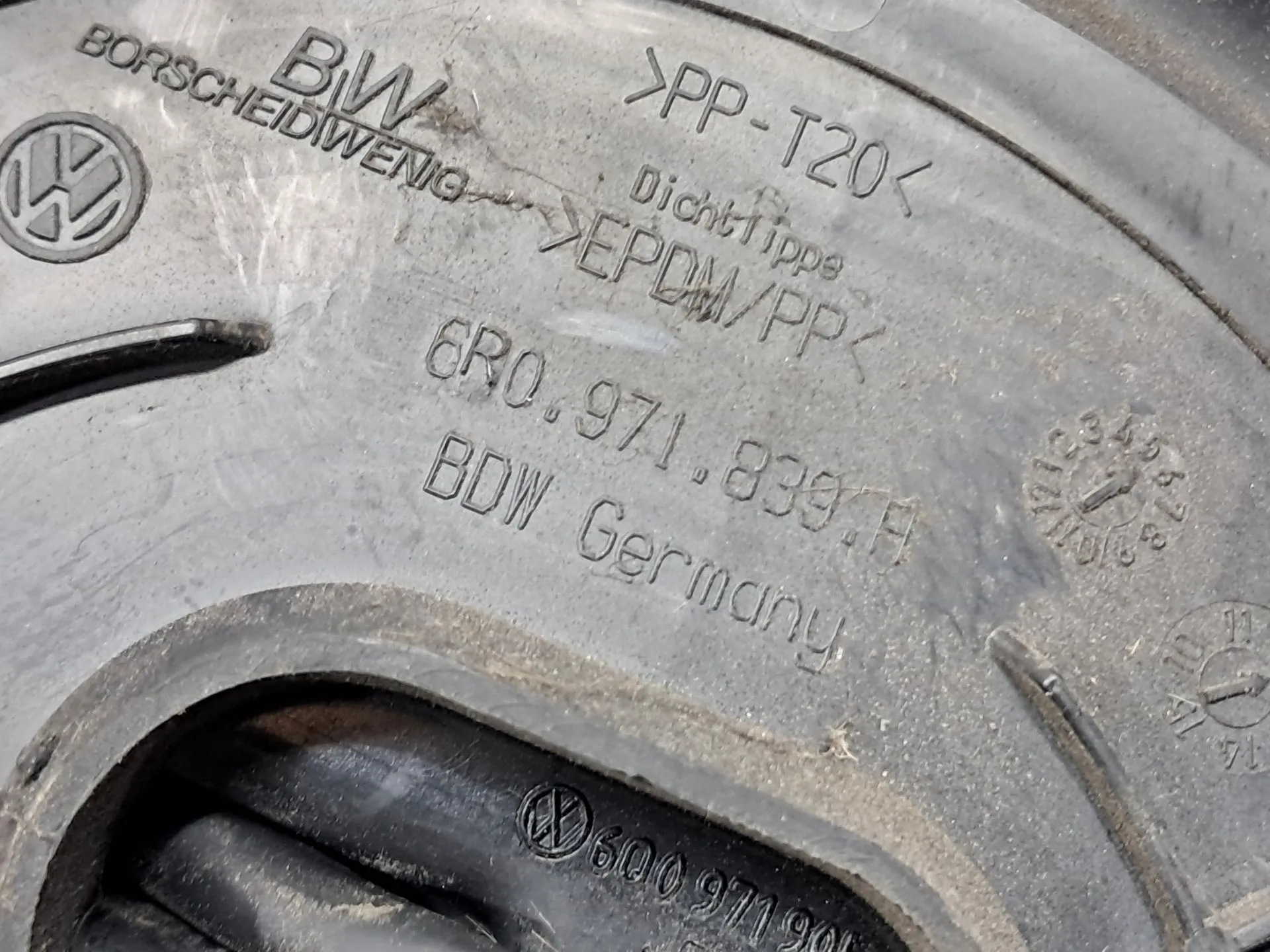 Calculateur carburant AUDI A1 Sportback (8XA, 8XF) Imagem-5