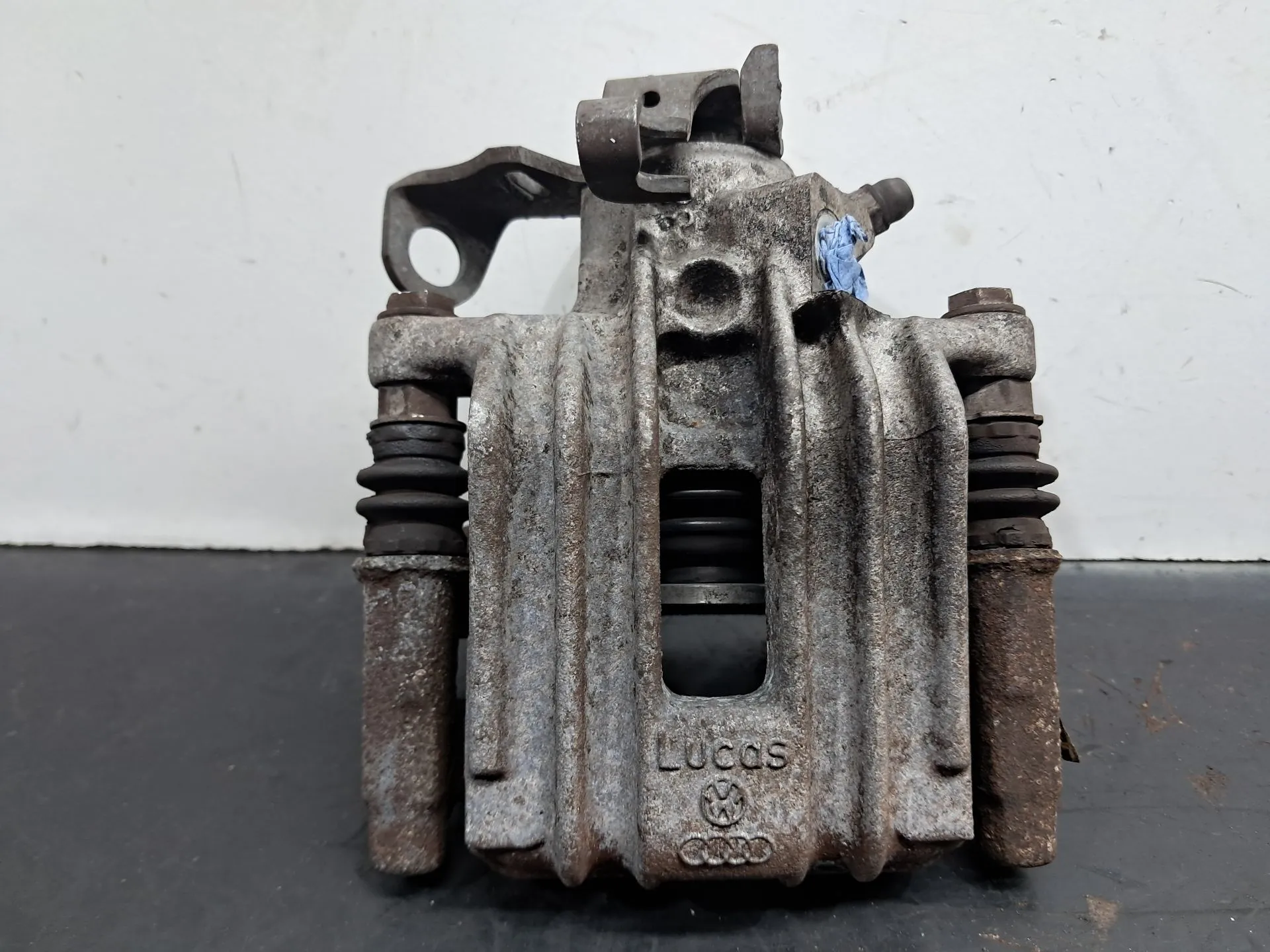 Étrier de frein arrière Droite AUDI A1 Sportback (8XA, 8XF) Imagem-4