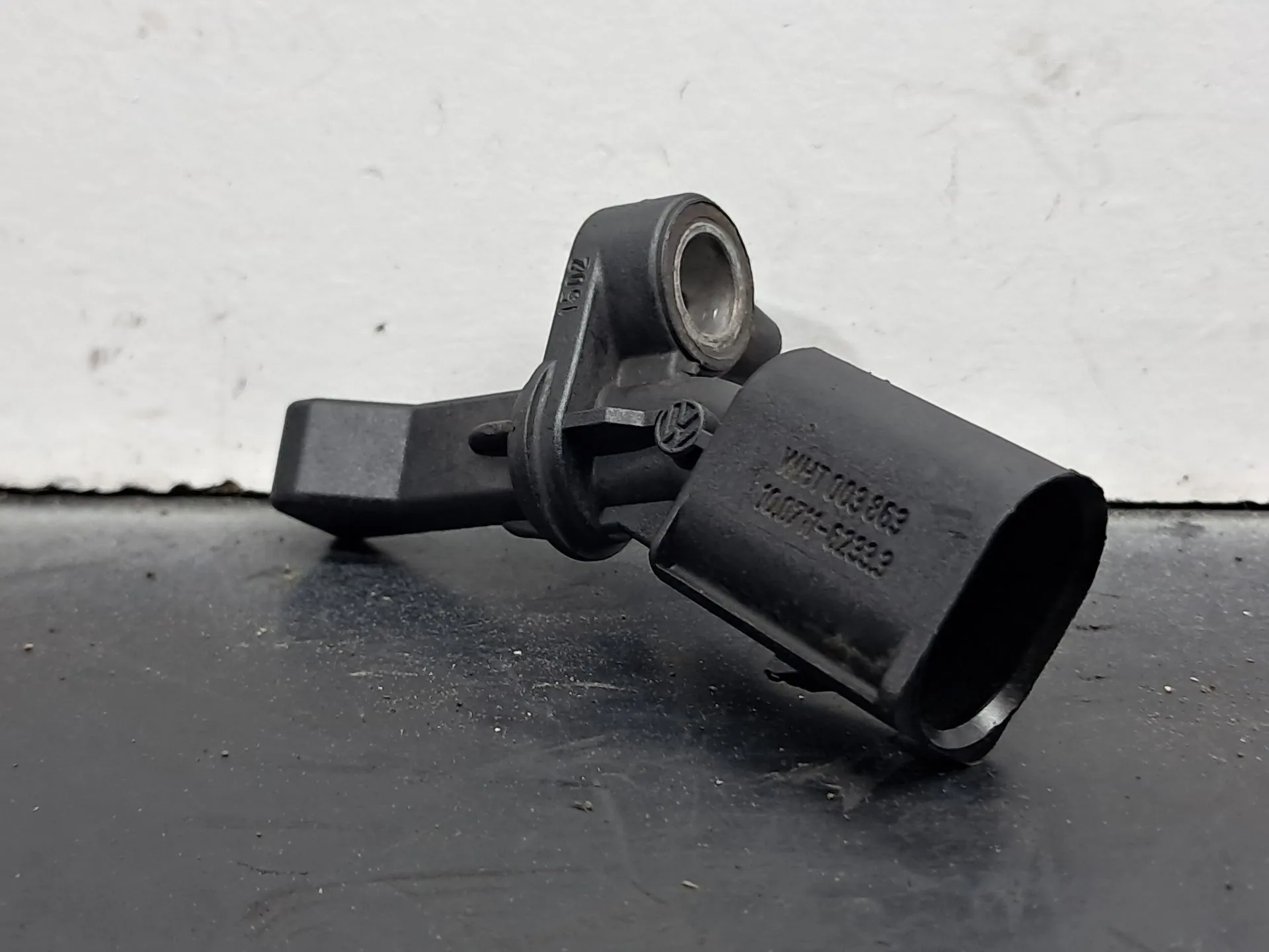 Capteur ABS arrière gauche AUDI A1 Sportback (8XA, 8XF)