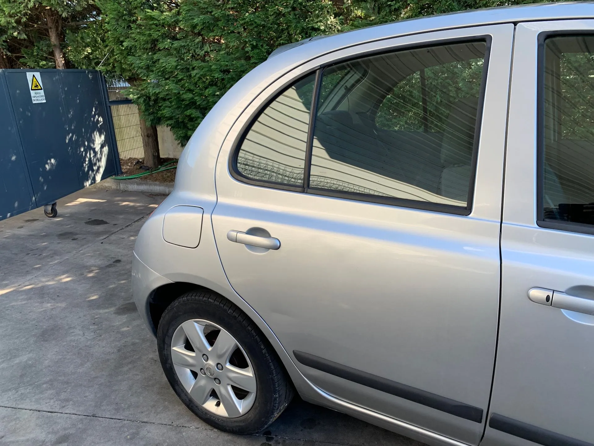 Porta trás direita NISSAN Micra III (K12)