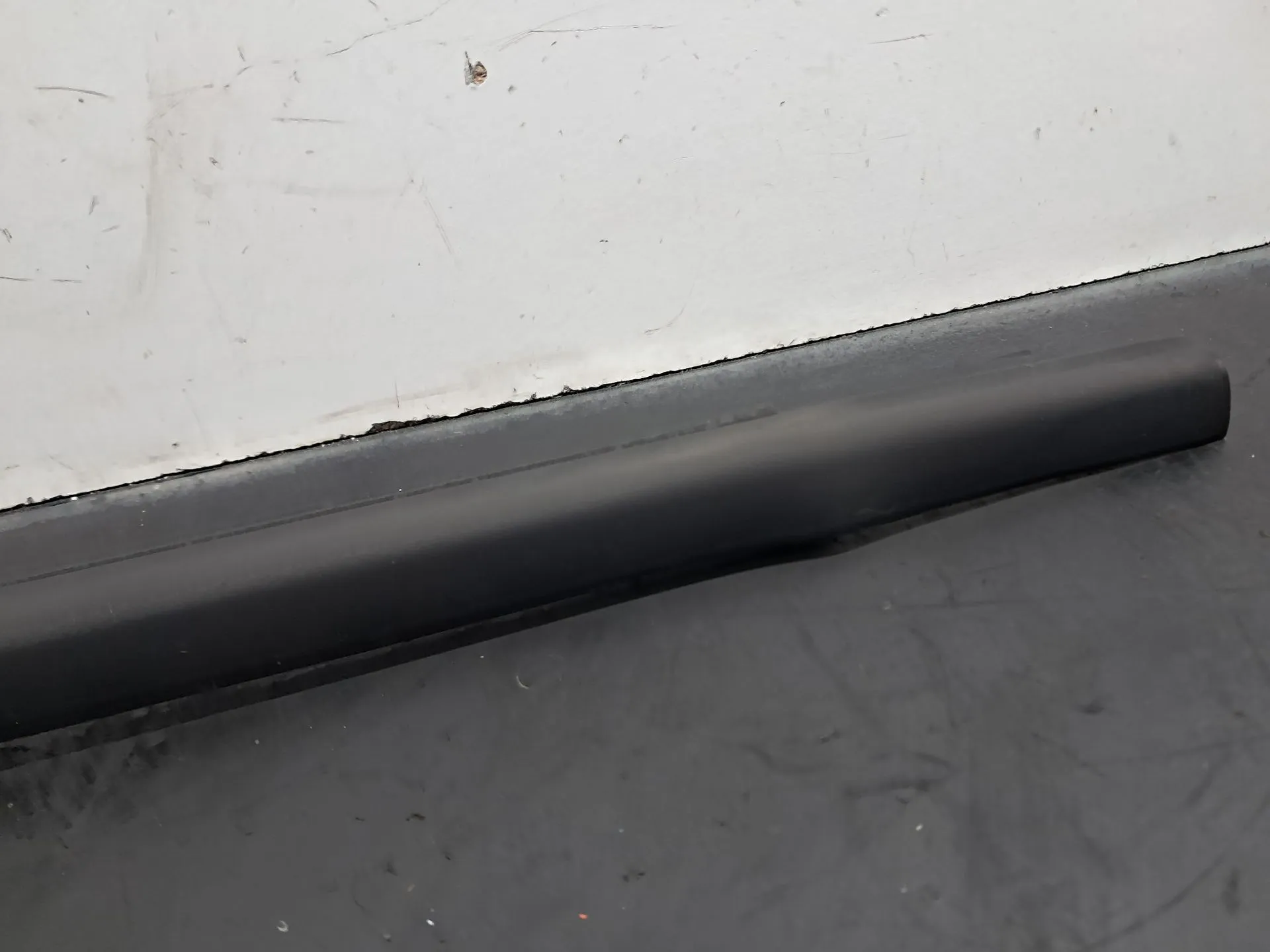 Vidro triangular da porta trás direito RENAULT Clio III (BR0/1, CR0/1) Imagem-6