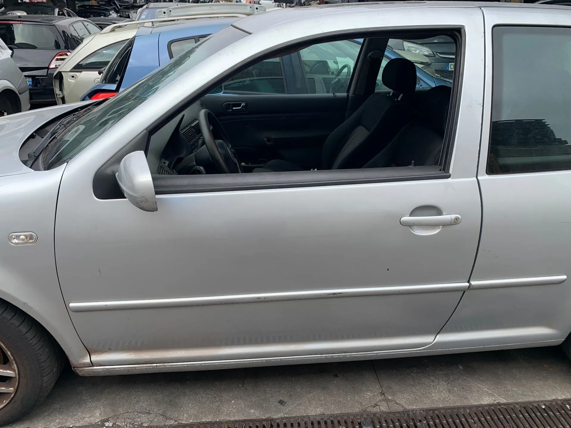 Porta frente esquerda VOLKSWAGEN Golf IV (1J1)