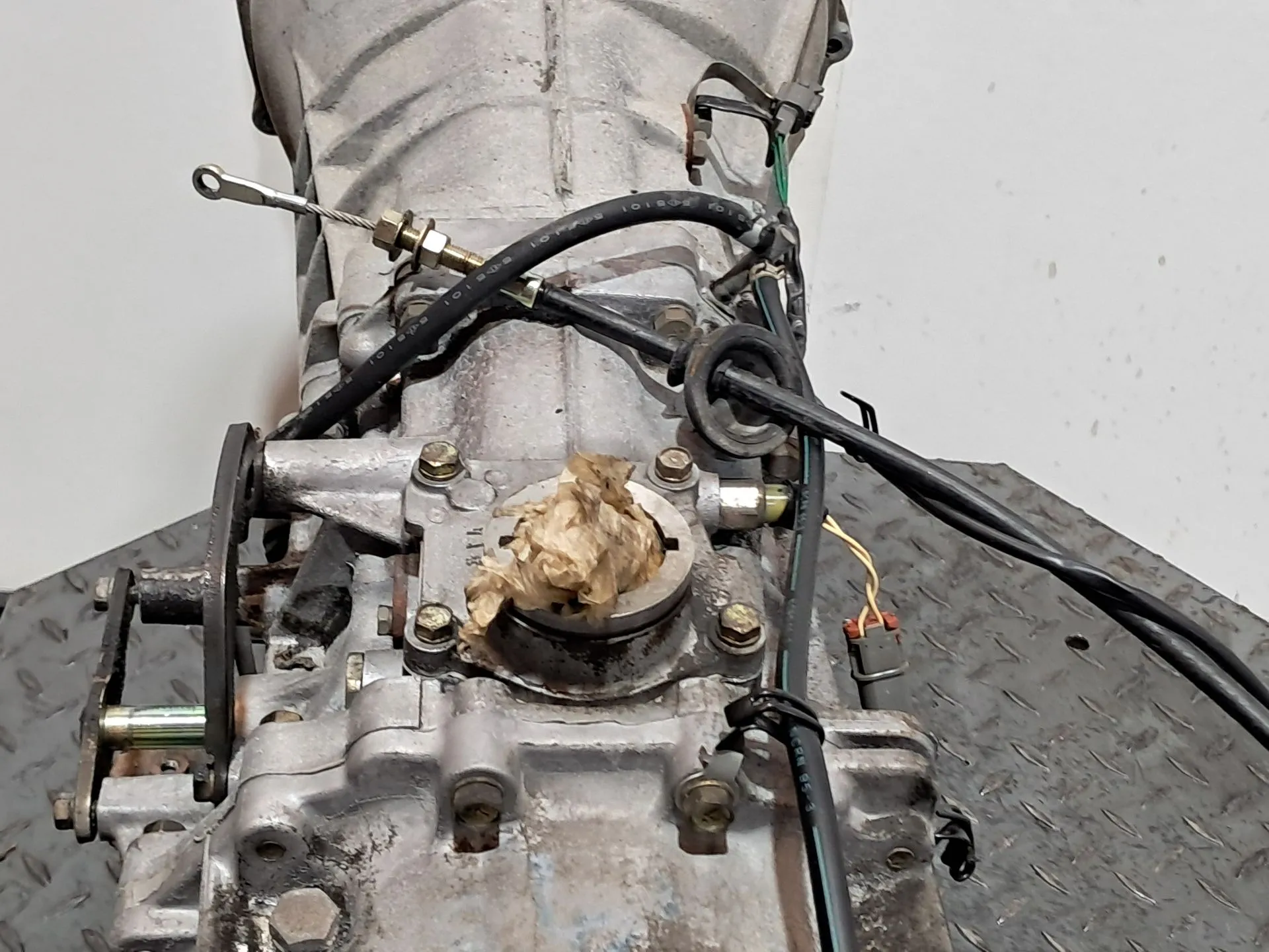 Caixa de velocidades manual NISSAN Patrol GR IV (Y60) Imagem-8