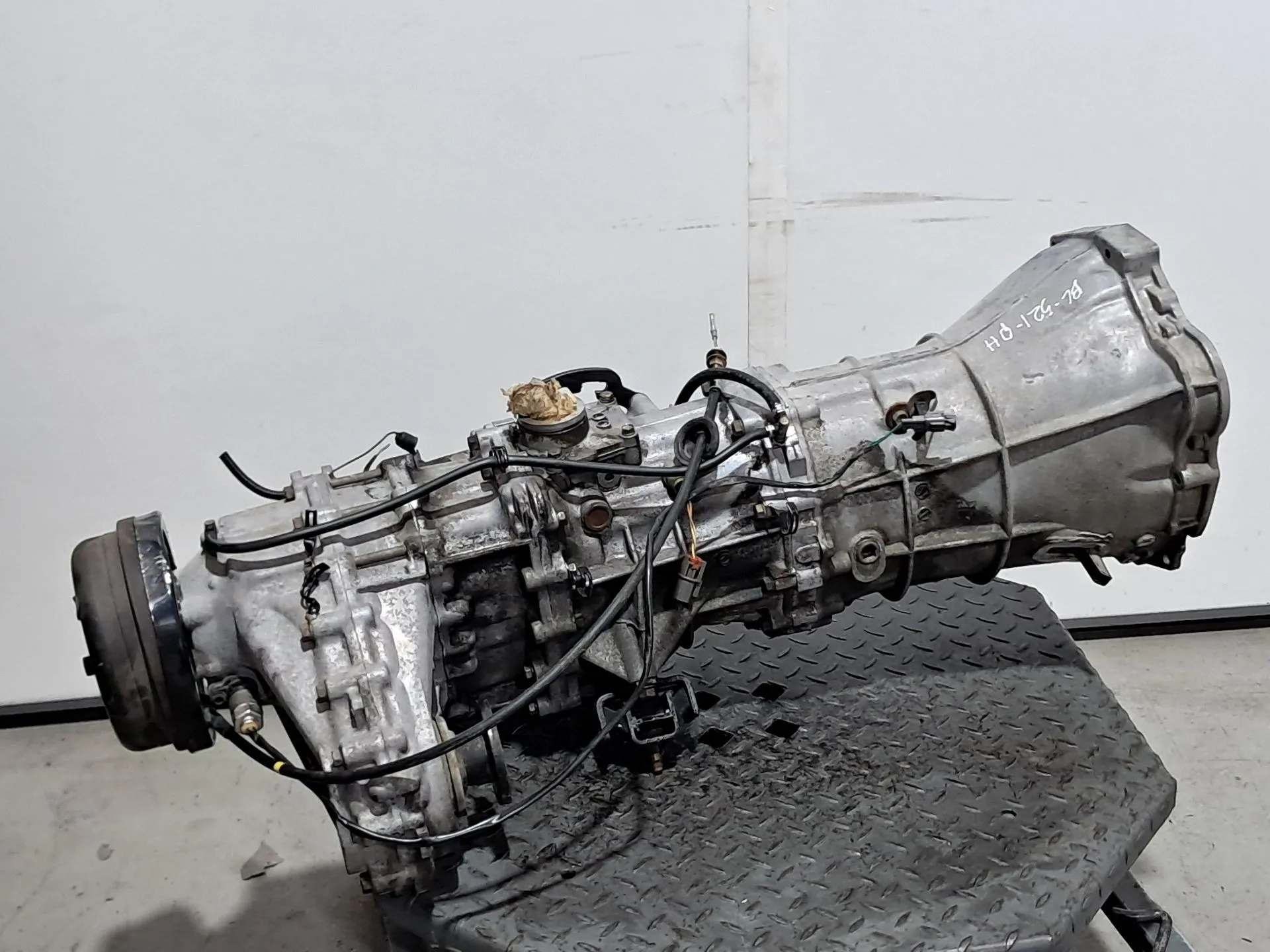 Caixa de velocidades manual NISSAN Patrol GR IV (Y60) Imagem-10