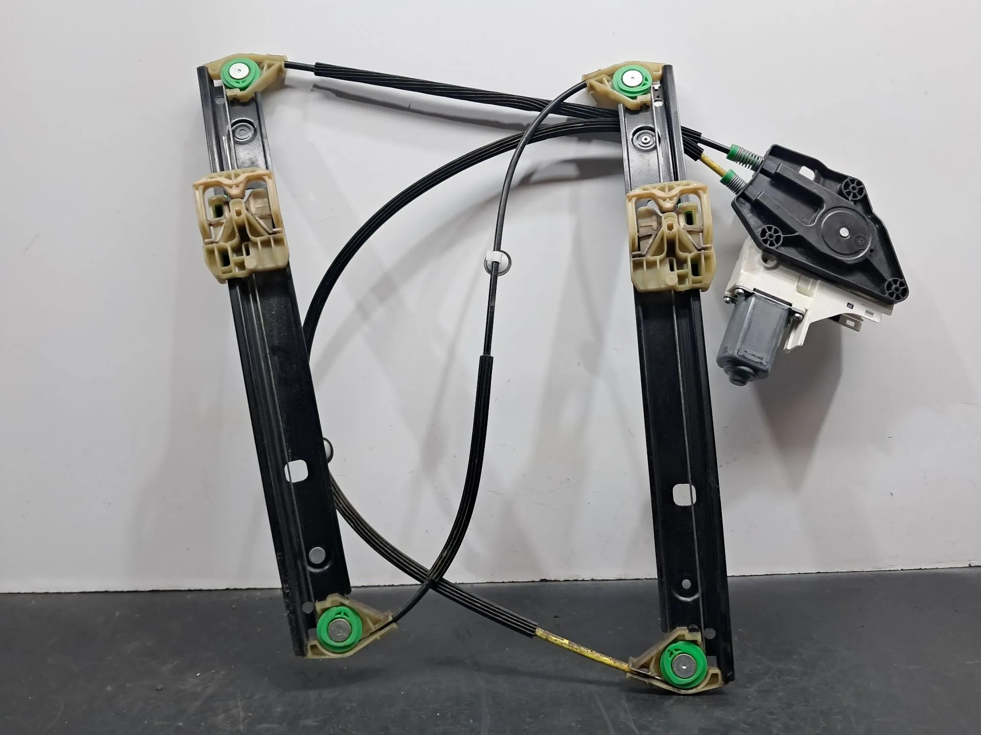 Lève-vitre avant Droite AUDI A1 Sportback (8XA, 8XF) Imagem-8