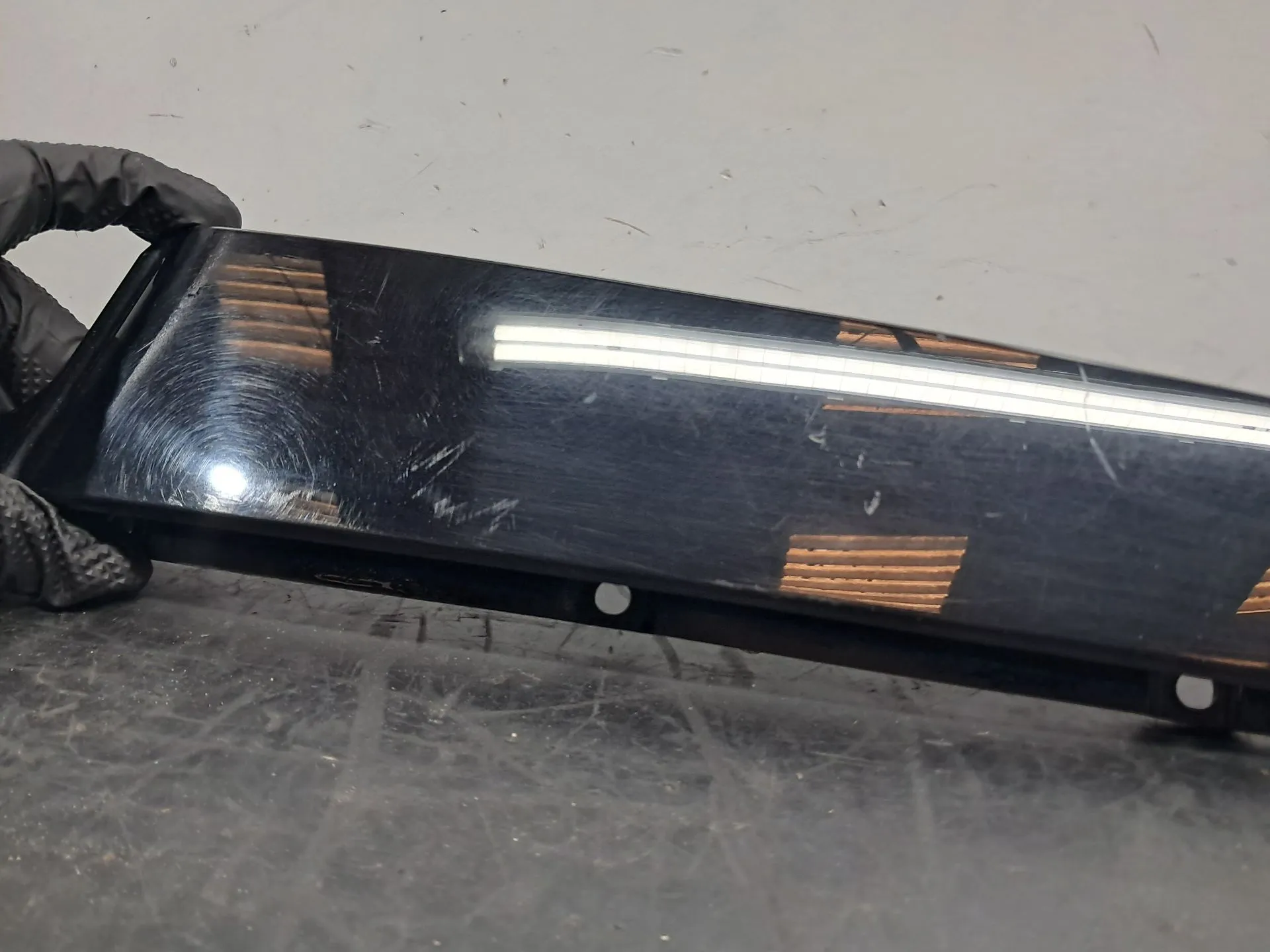 Modanatura porta anteriore destra AUDI A1 Sportback (8XA, 8XF) Imagem-1