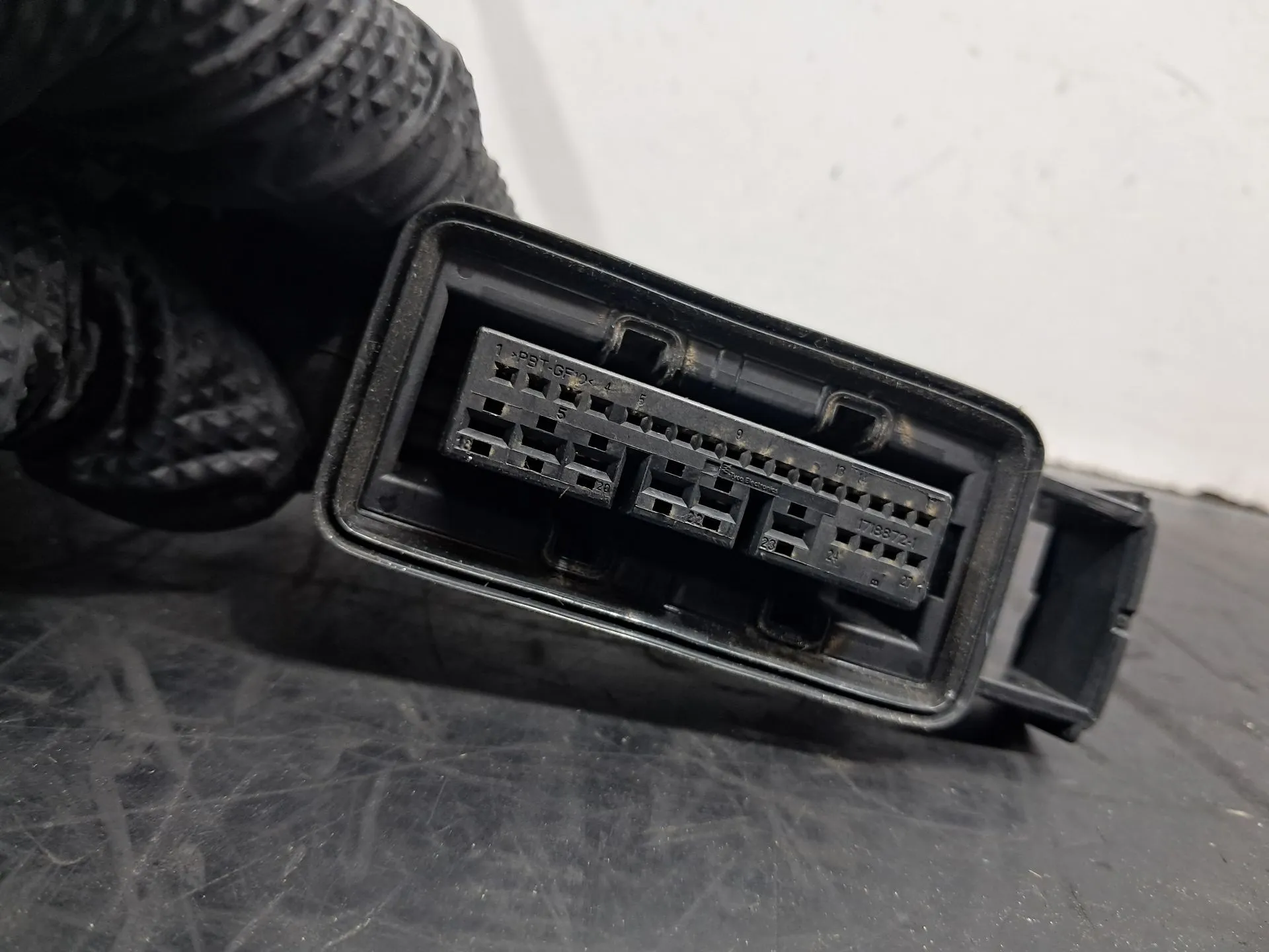 Installation électrique intérieure / câblage intérieur AUDI A1 Sportback (8XA, 8XF) Imagem-1