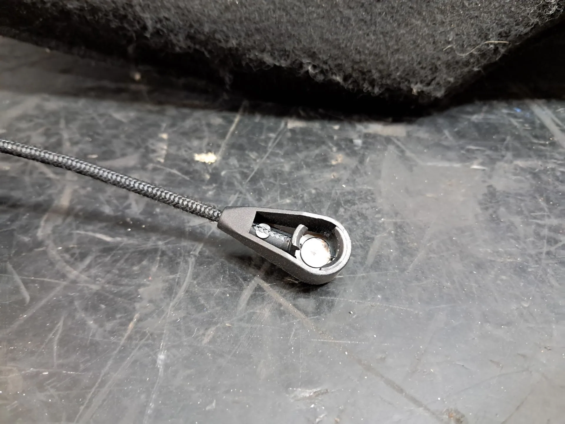 Chapeleira / tampo da mala PEUGEOT 208 Imagem-5