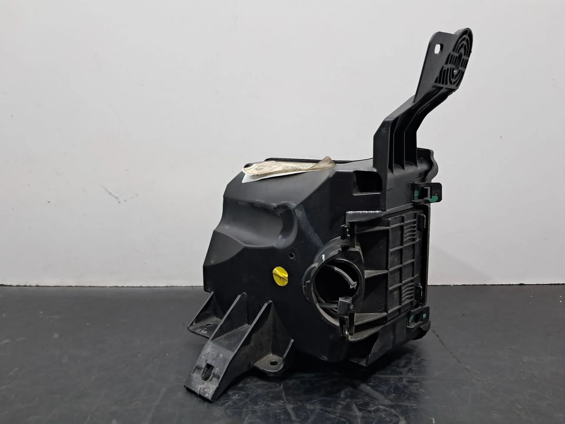 Tampa / cobertura genérica PEUGEOT 208 Imagem-2