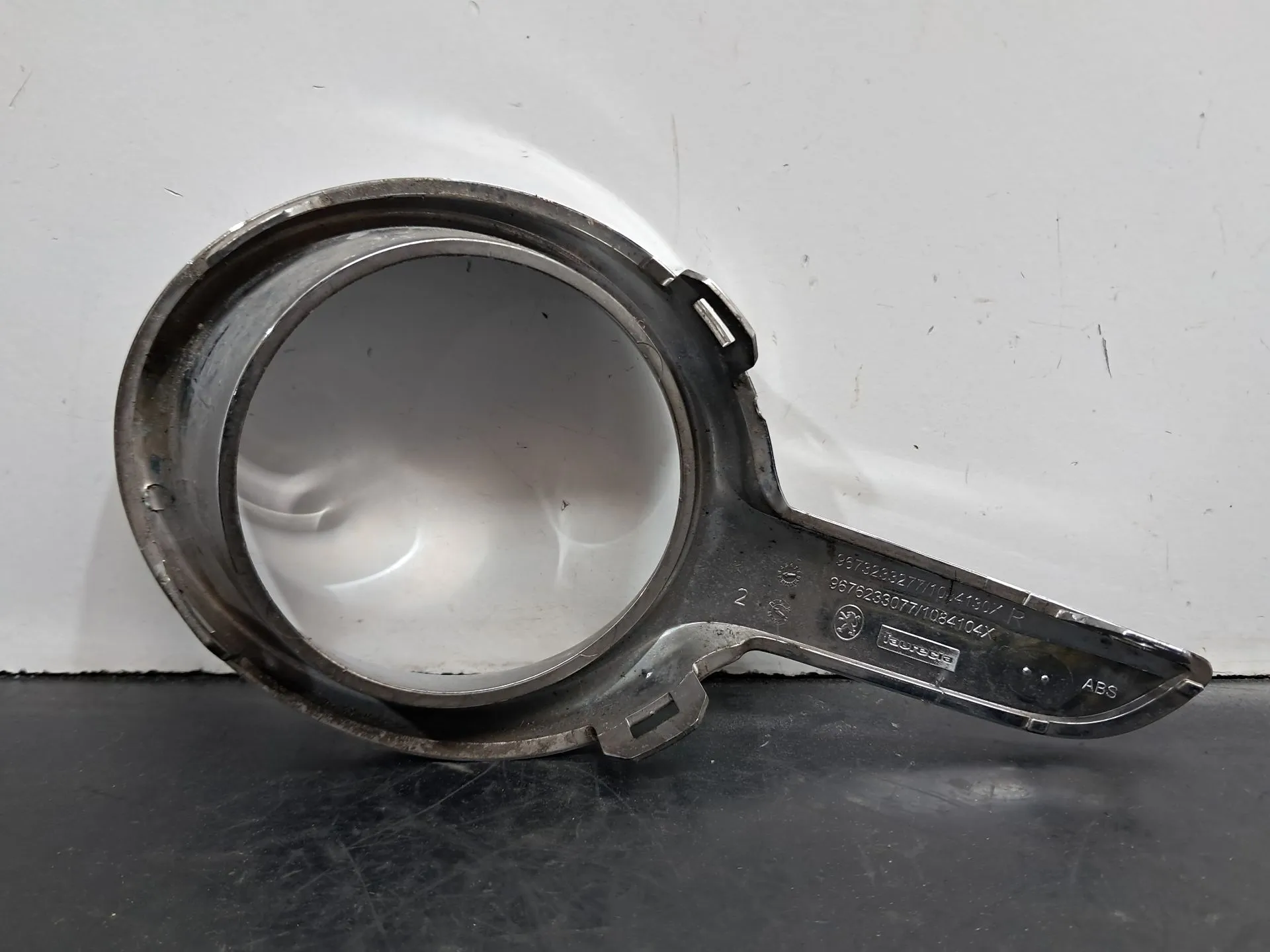 Tampa / cobertura genérica PEUGEOT 208 Imagem-2