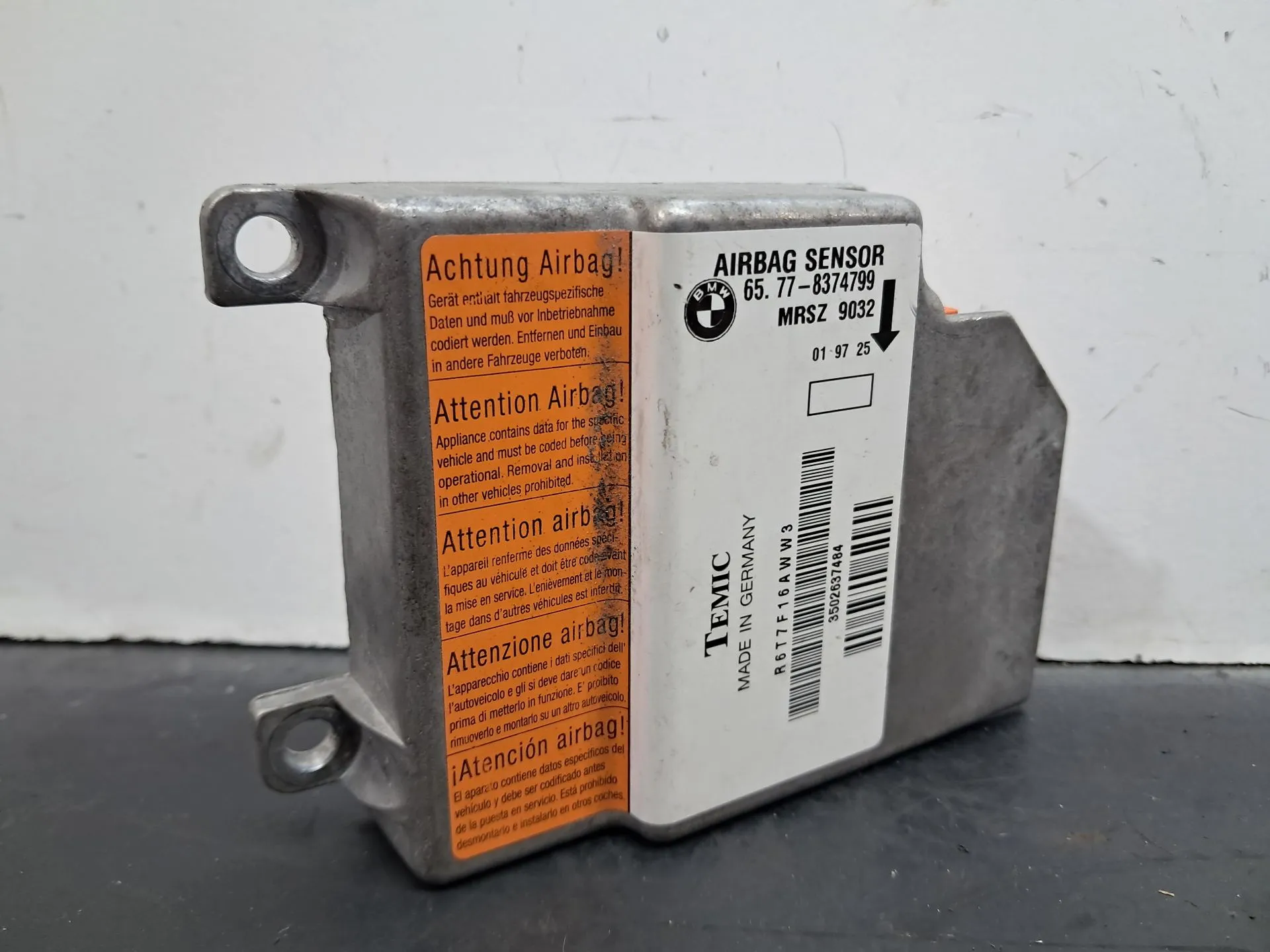 Calculateur  airbag BMW 5 Touring (E39)