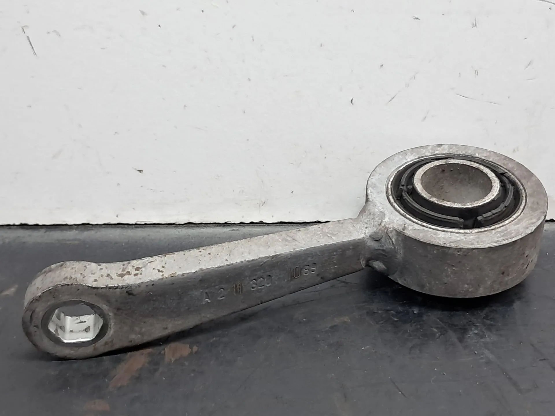 Tirantes / bialetas / pendurais MERCEDES-BENZ Classe E (W211)