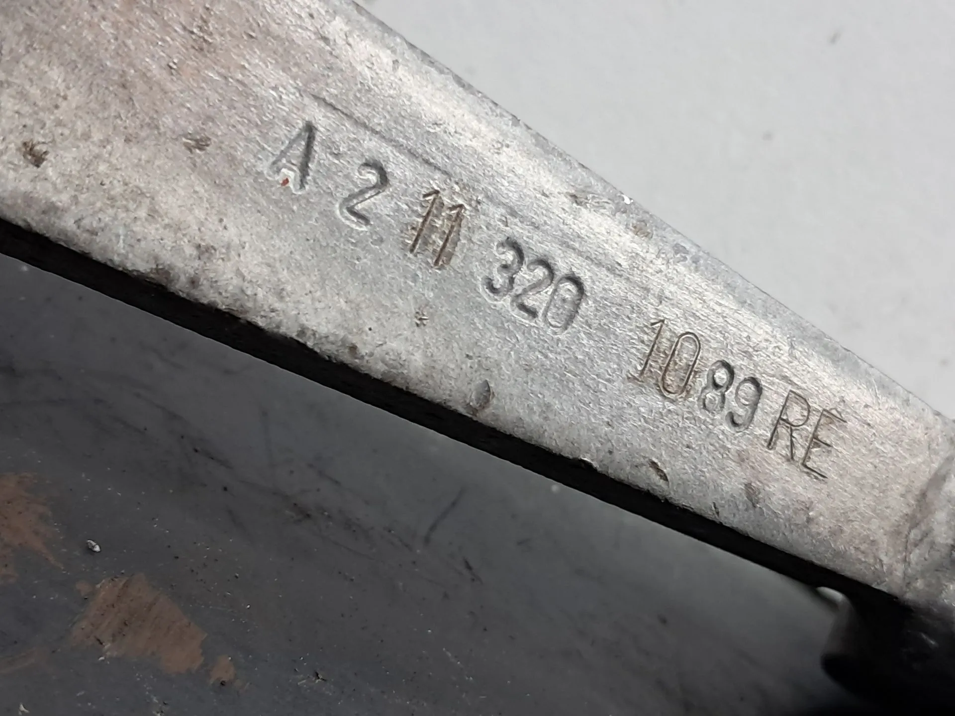 Tirantes / bialetas / pendurais MERCEDES-BENZ Classe E (W211) Imagem-1