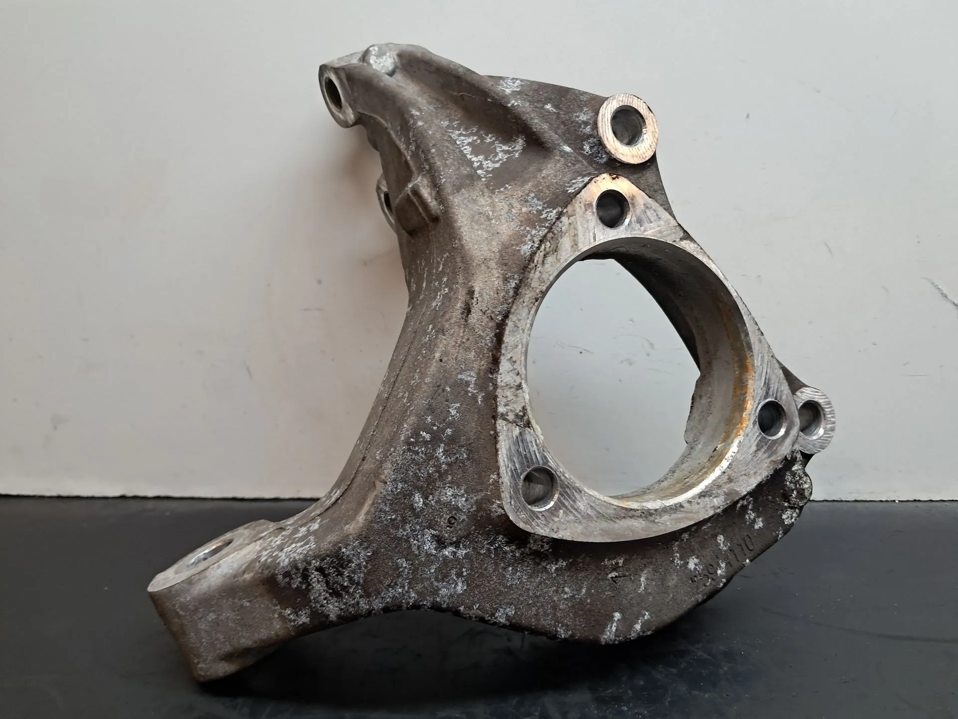 Fusée avant Droite CHEVROLET Captiva (C100, C140)