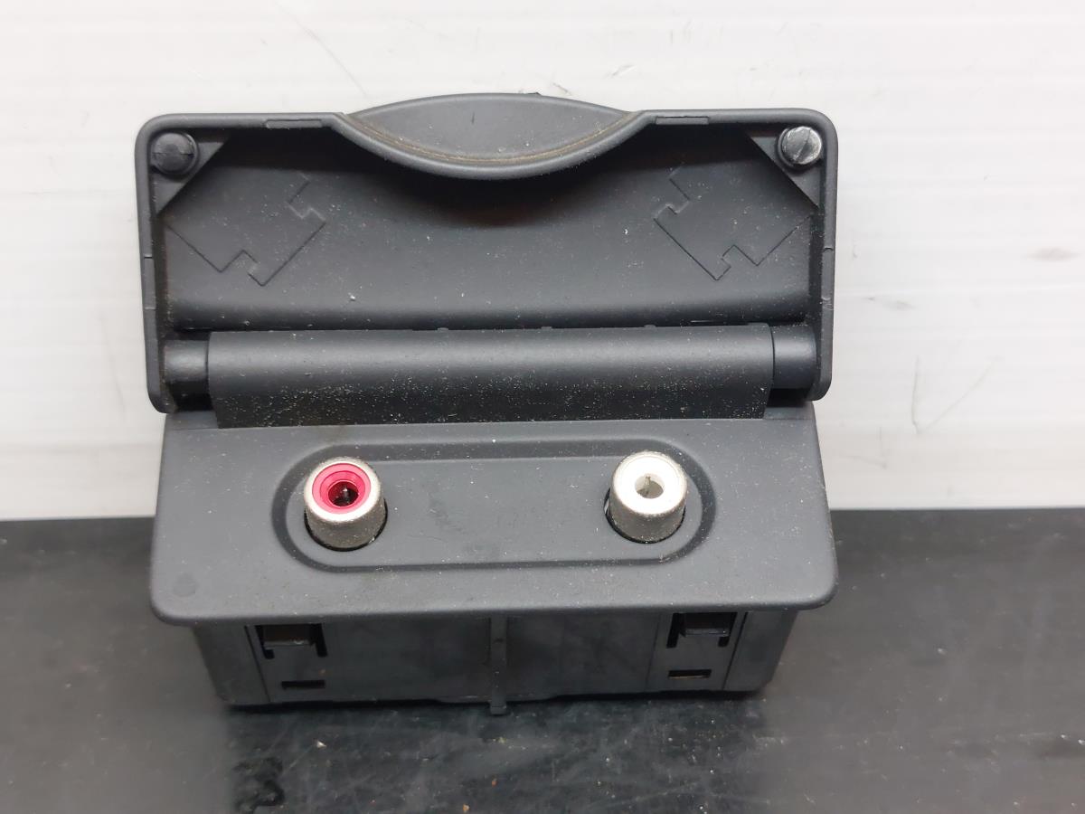 Módulo USB / AUX / IPOD RENAULT Megane III (BZ0_) Imagem-1