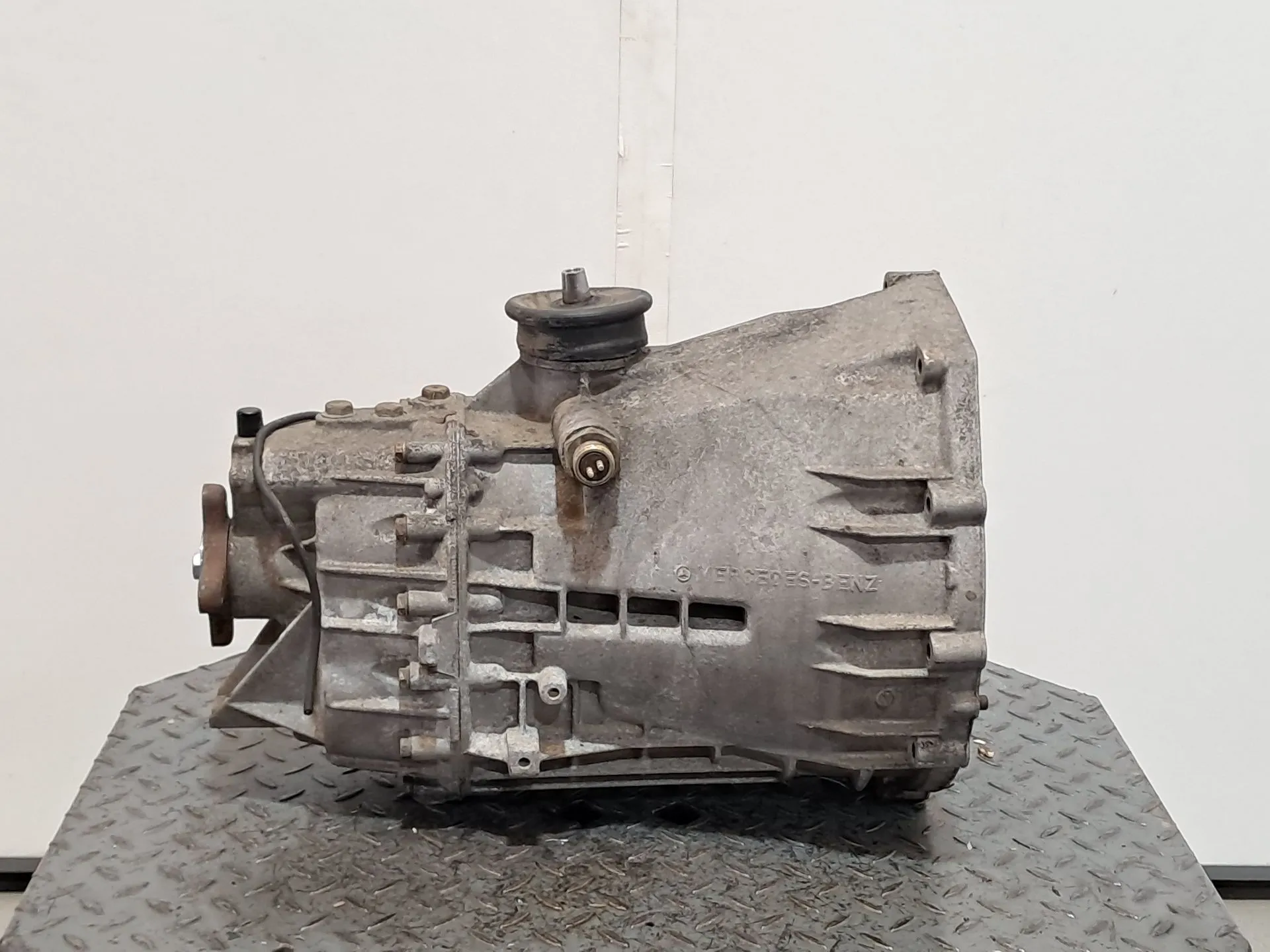 Caixa de velocidades manual MERCEDES-BENZ Sprinter 2-t (901, 902) Imagem-5