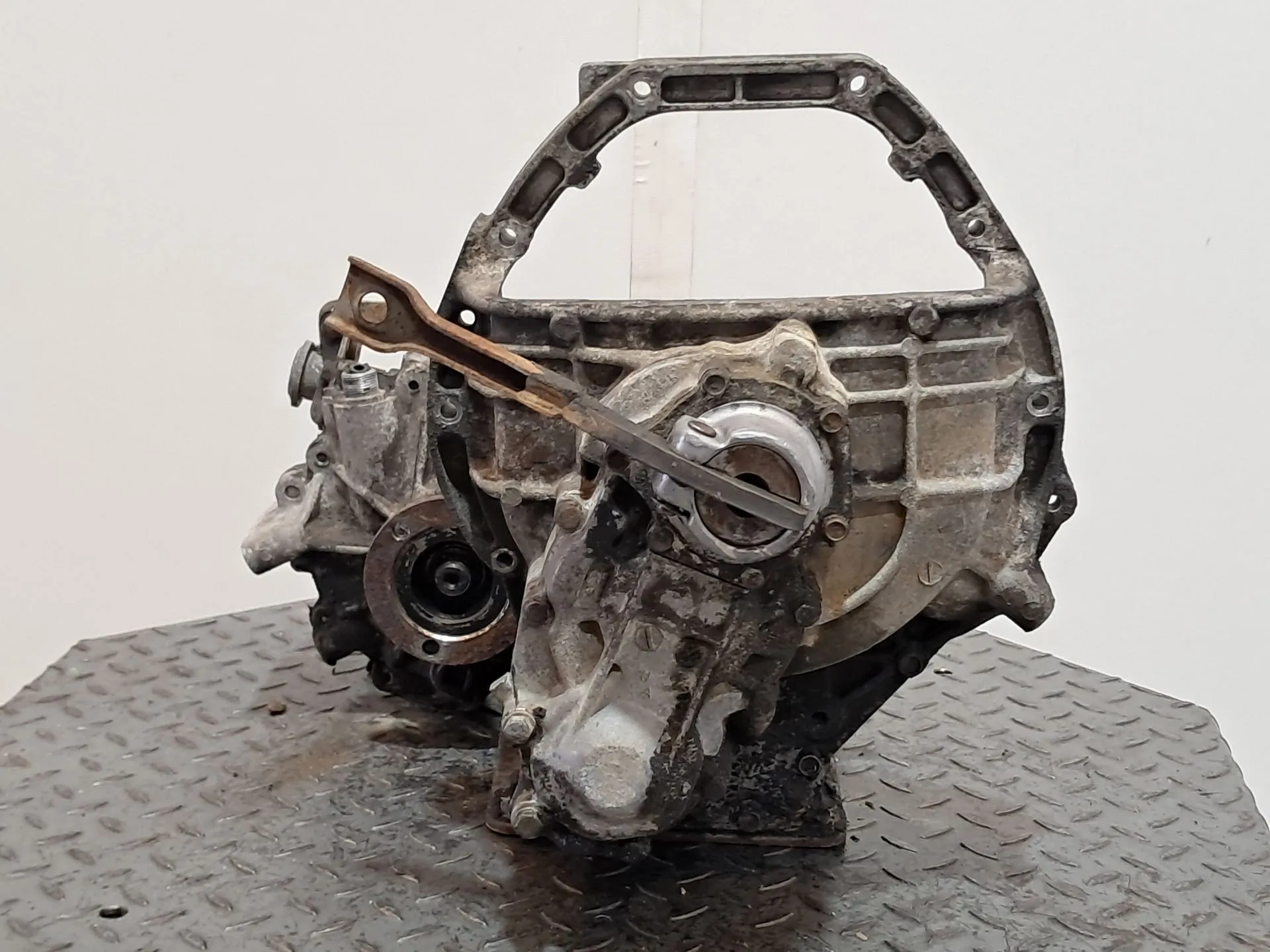 Caixa de velocidades manual NISSAN Datsun 100A Coupé (F10) Imagem-6