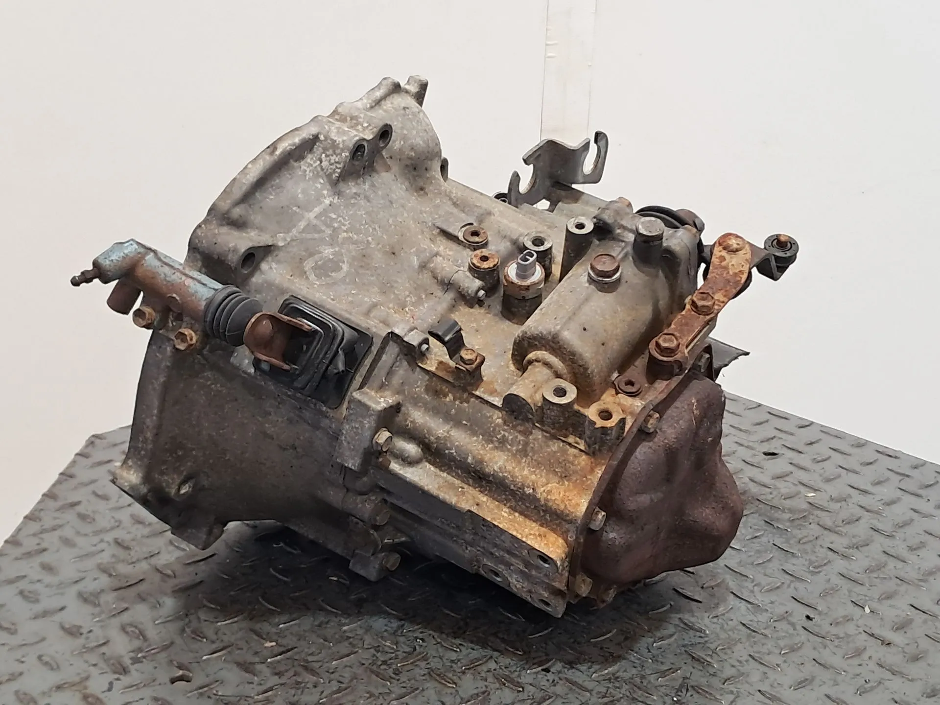 Caixa de velocidades manual TOYOTA Starlet (_P8_) Imagem-2