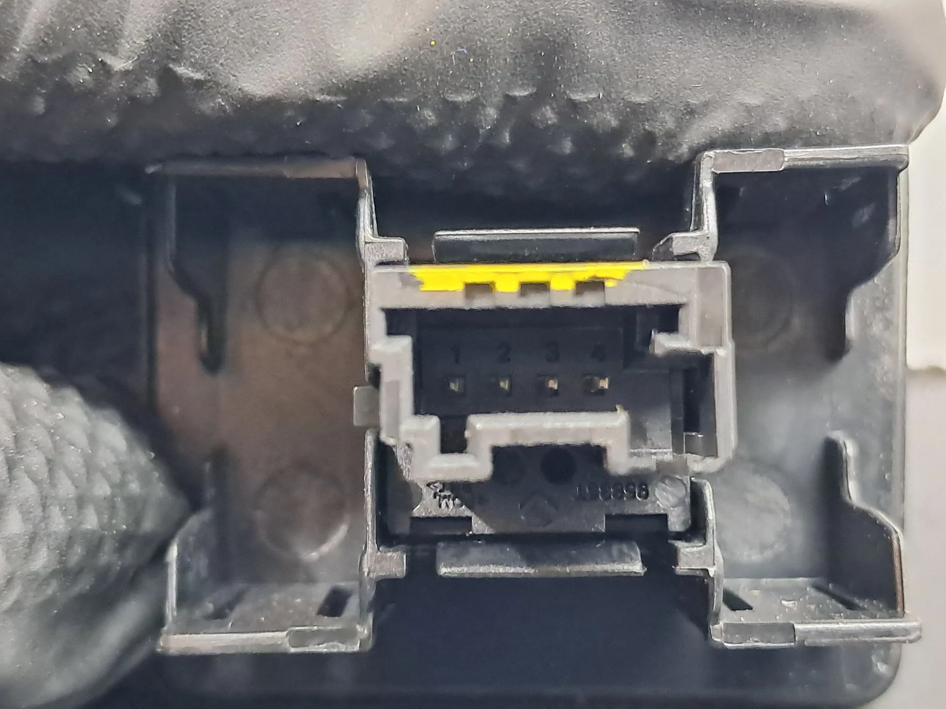 Módulo USB / AUX / IPOD PEUGEOT 508 II Imagem-4