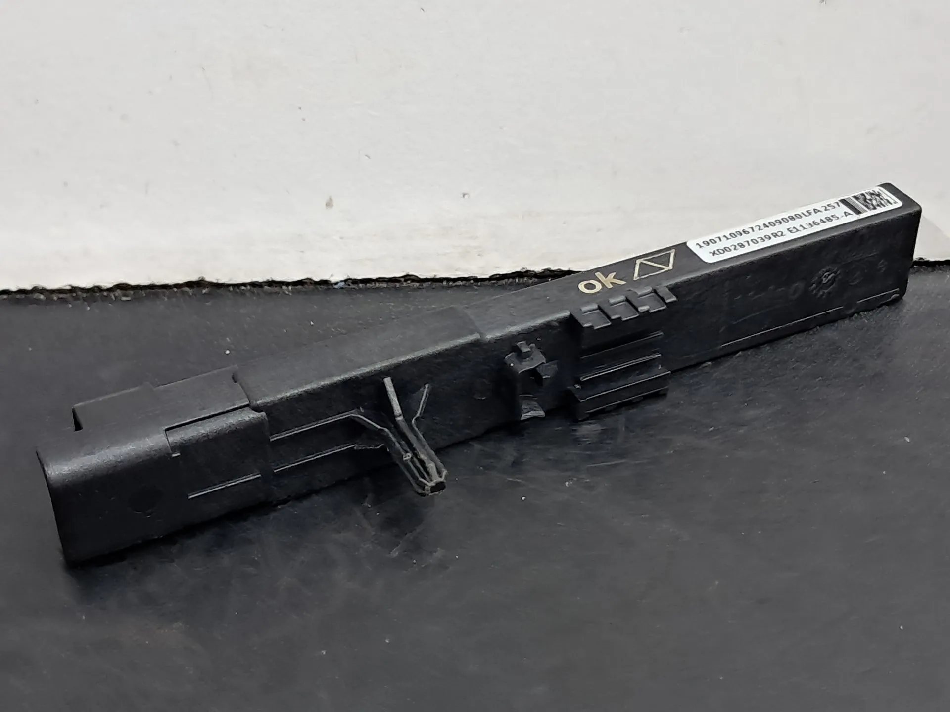 Antena PEUGEOT 508 II Imagem-1