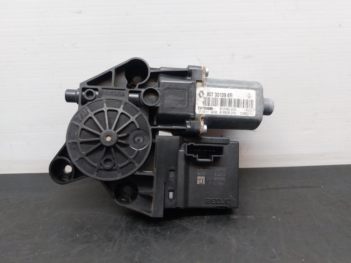 Front Right Door Window Regulator Motor RENAULT Megane III (BZ0_)