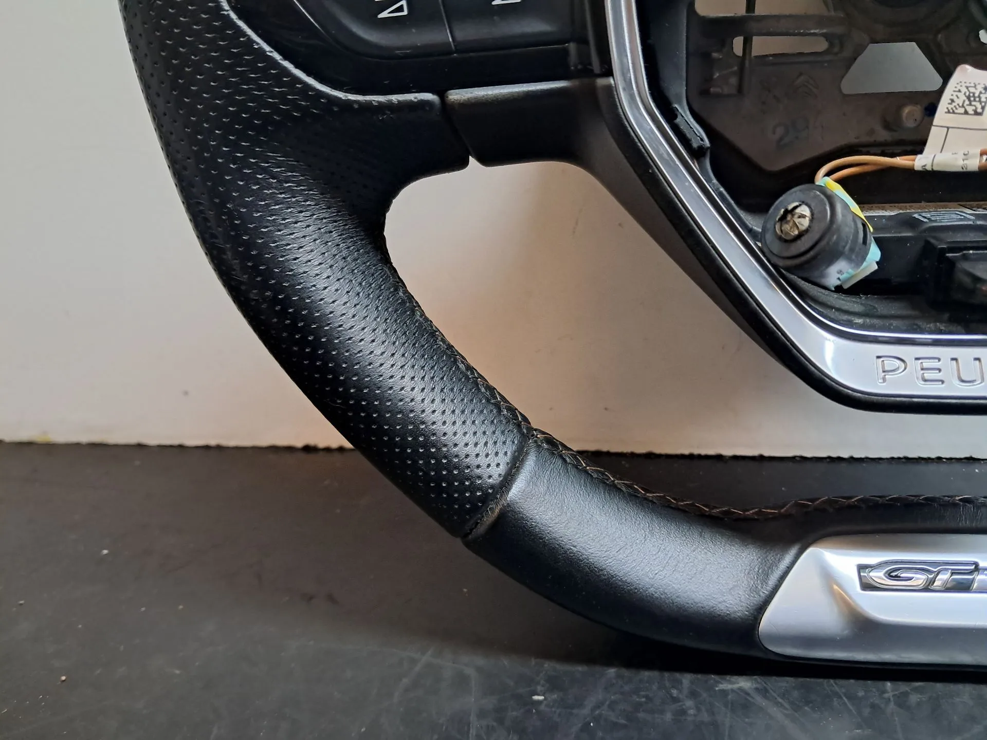 Volante PEUGEOT 508 II Imagem-2