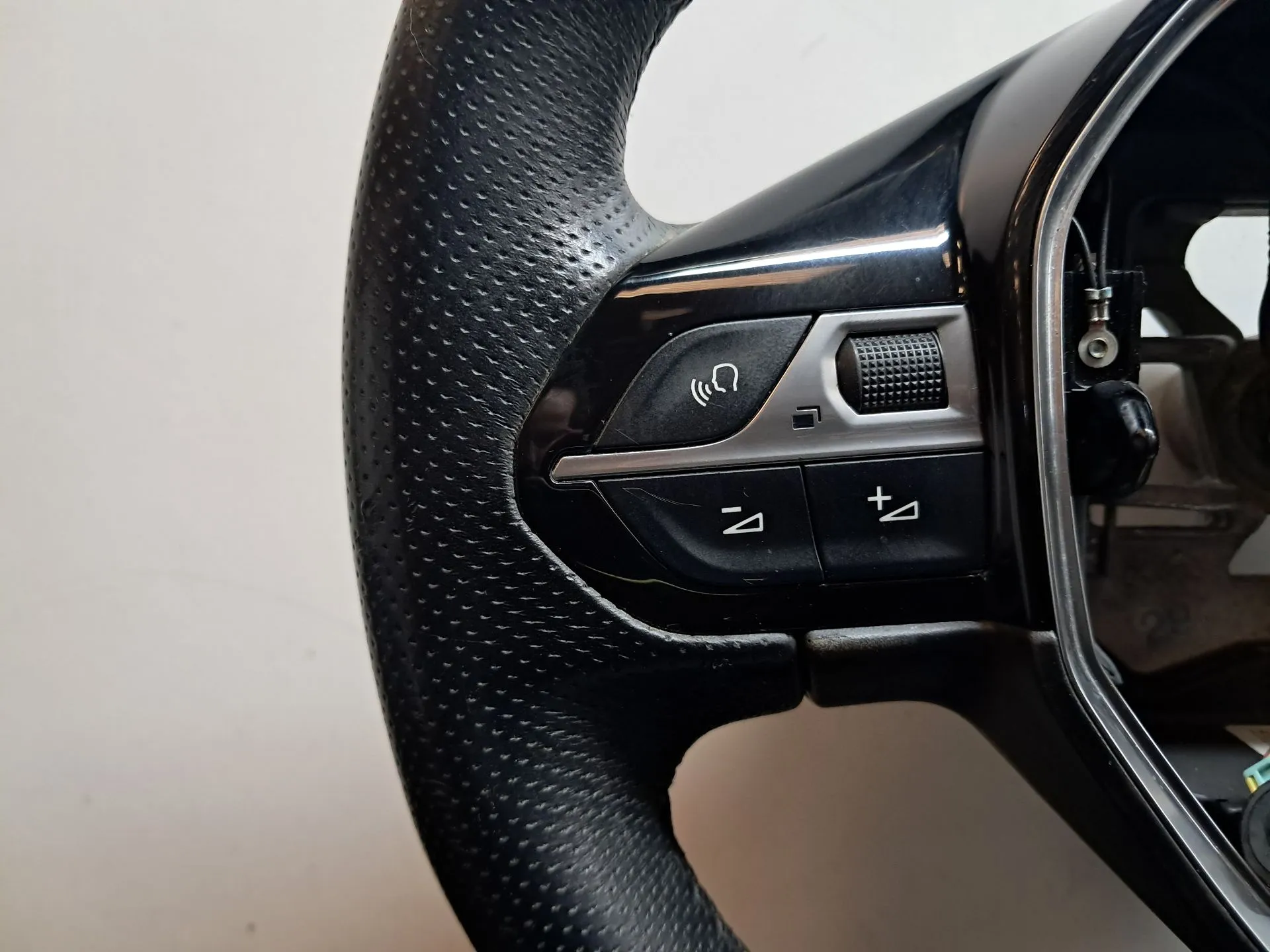 Volante PEUGEOT 508 II Imagem-4