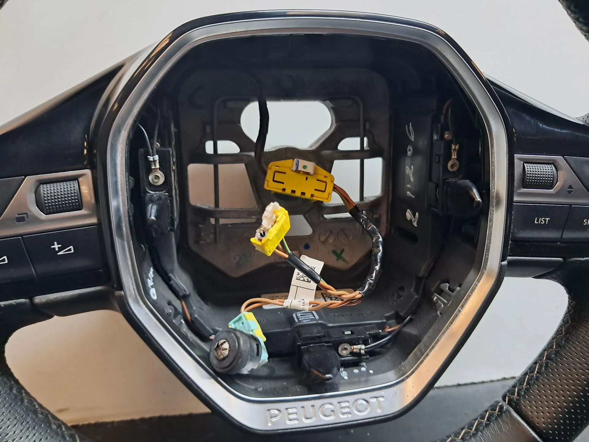 Volante PEUGEOT 508 II Imagem-10