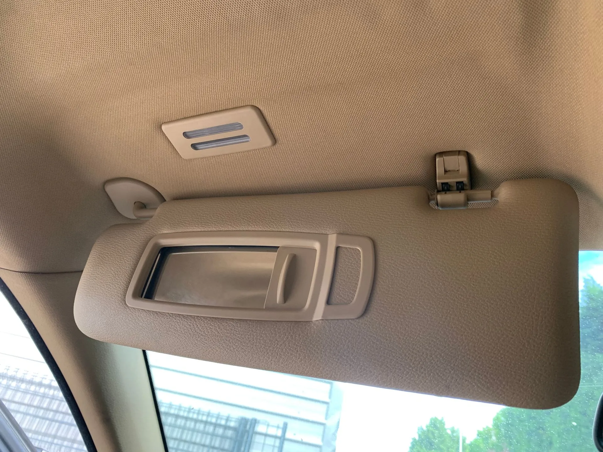 Pare-soleil gauche BMW X6 (E71, E72) Imagem-1