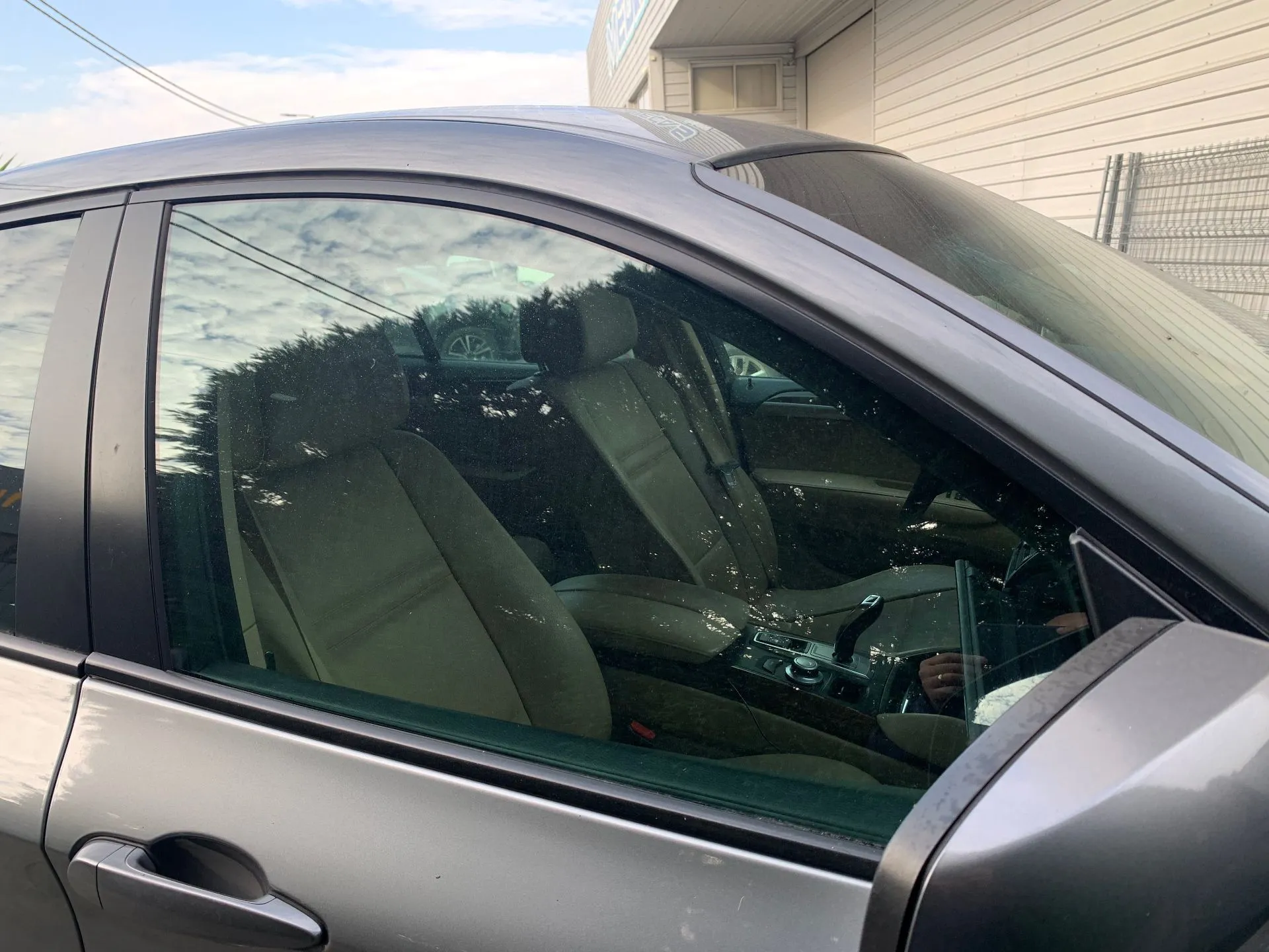 Vidro porta frente direita BMW X6 (E71, E72) Imagem-1