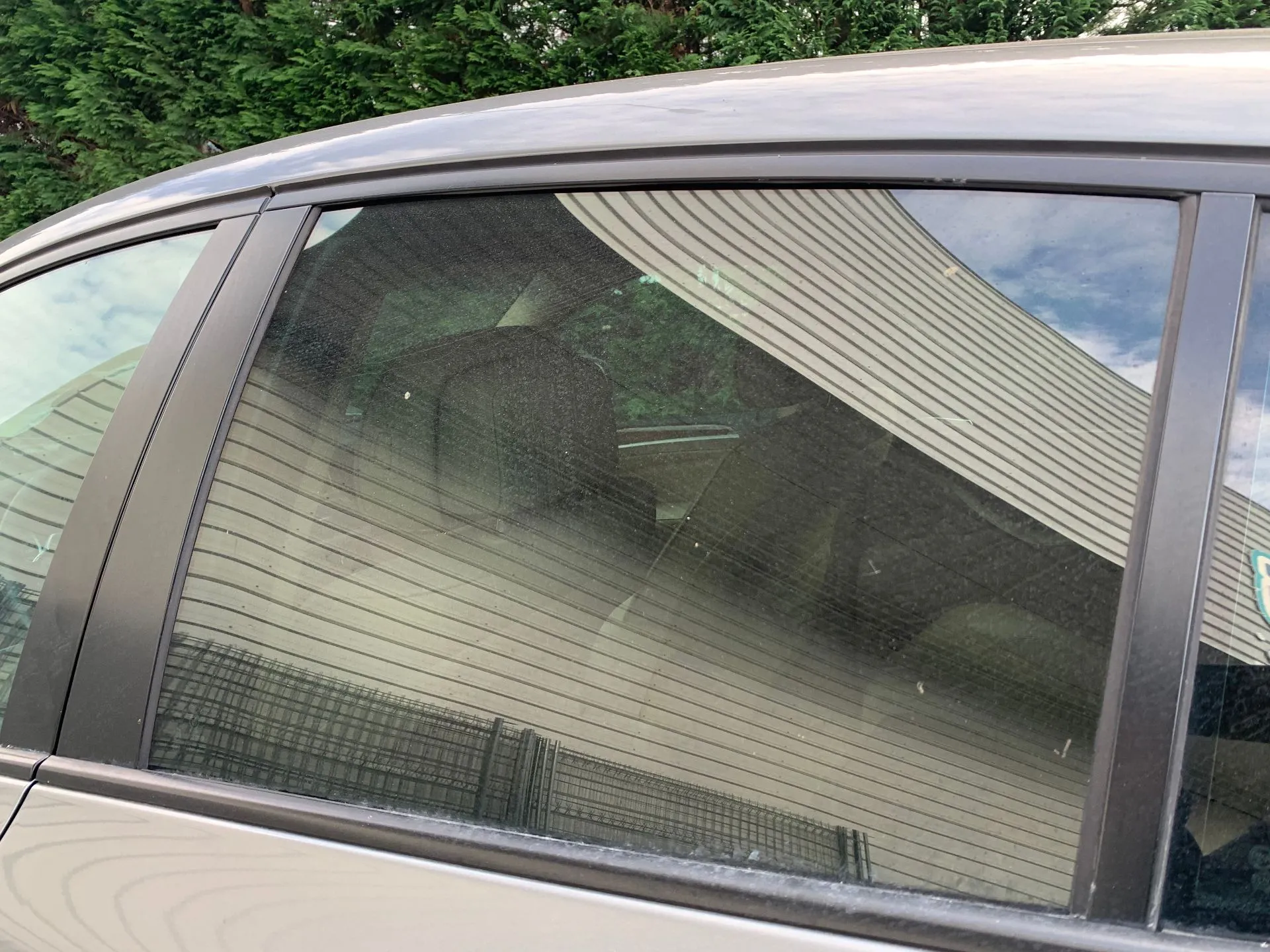 Vitre porte arrière gauche BMW X6 (E71, E72)