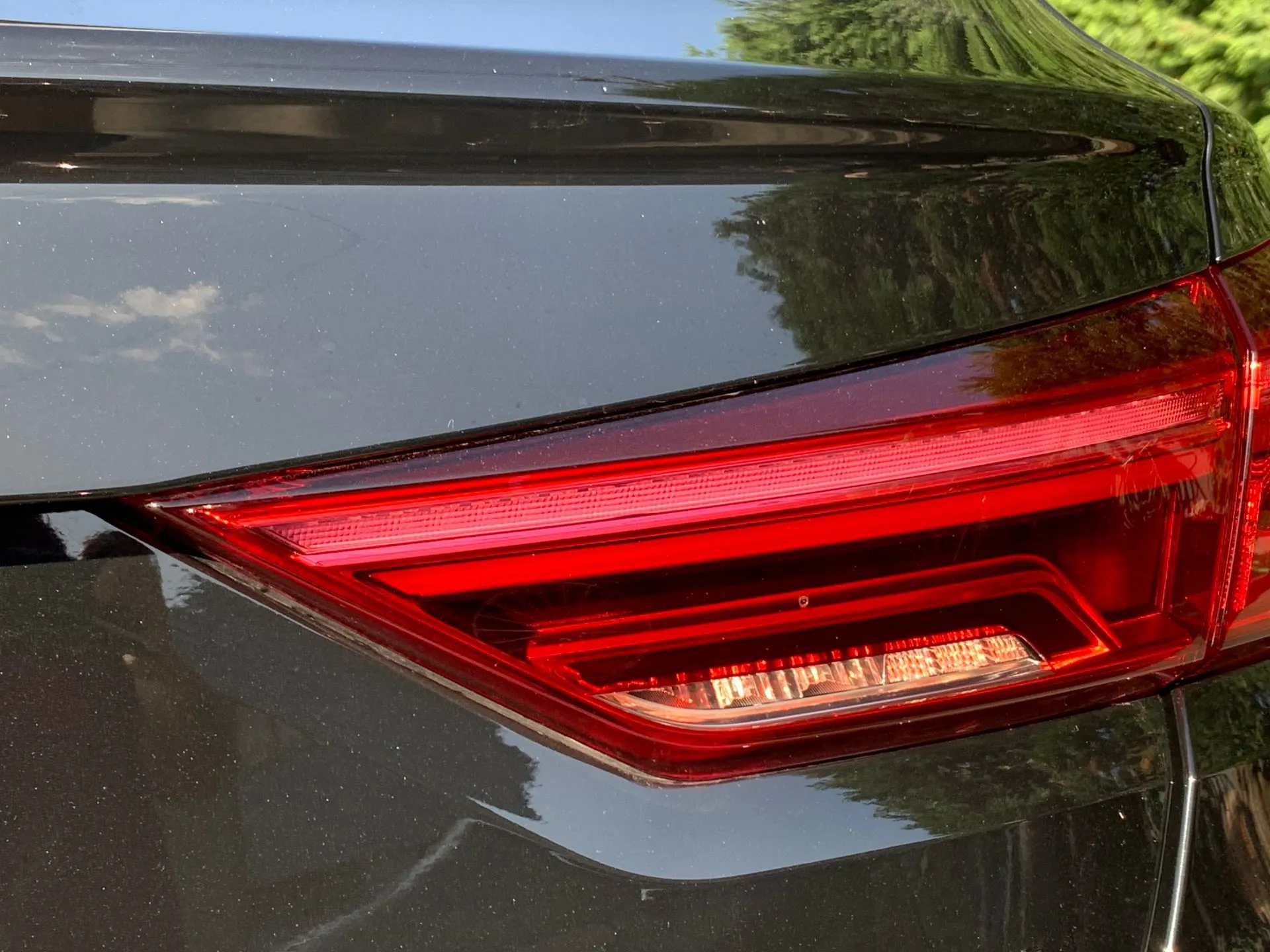 Feu de coffre Droite AUDI Q3 Sportback (F3N) Imagem-1