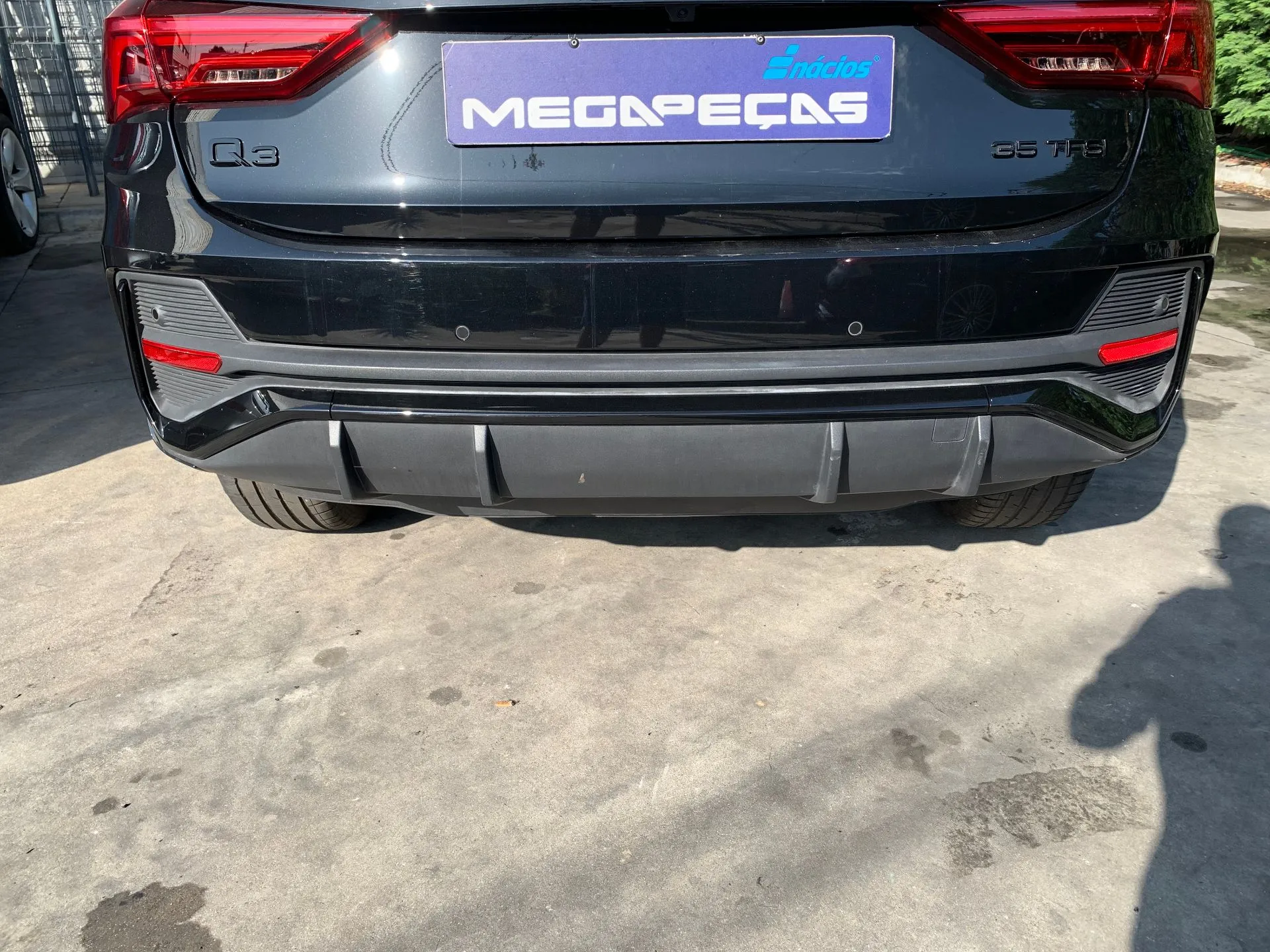 Parachoques Trasero AUDI Q3 Sportback (F3N)