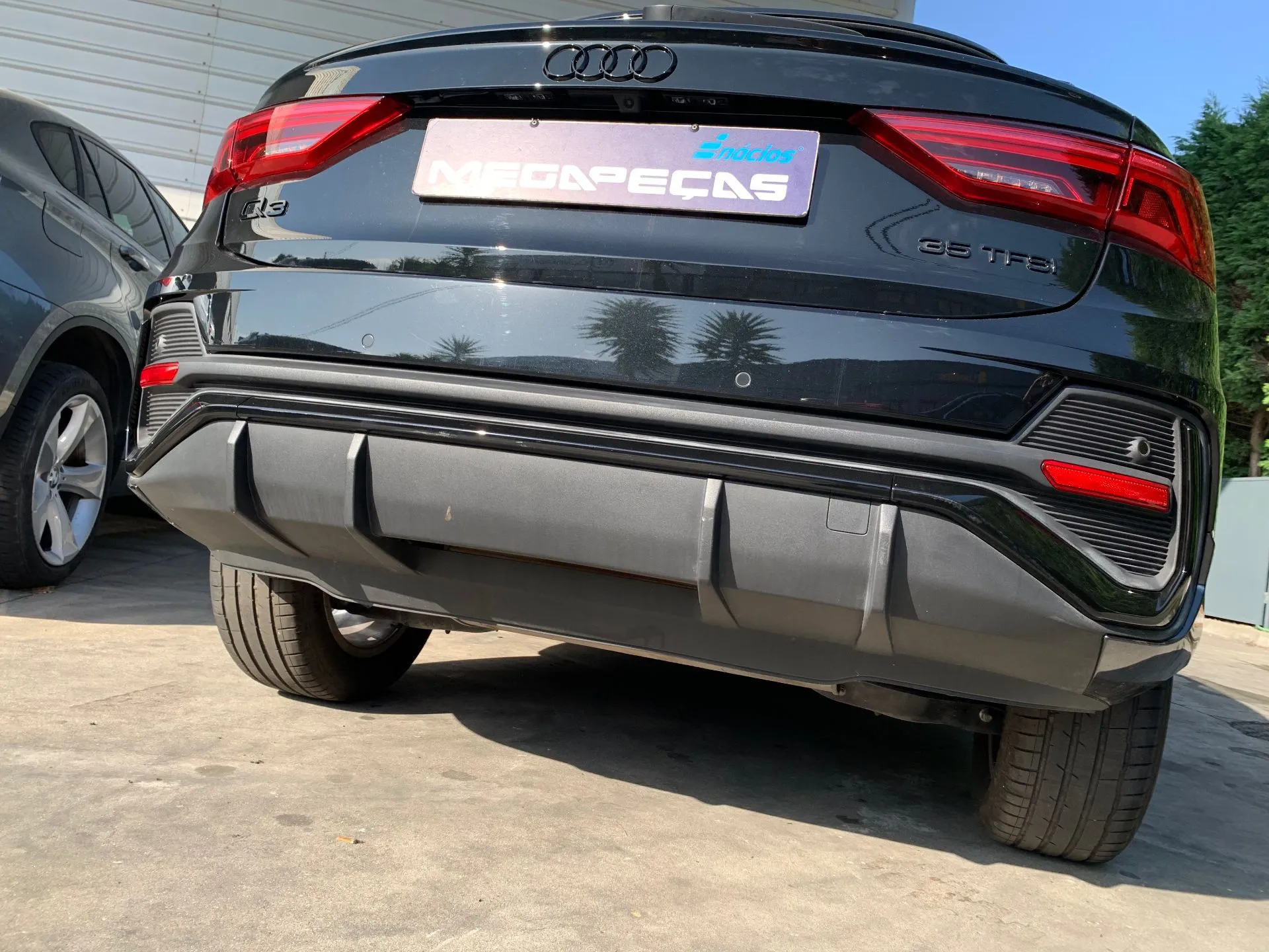 Pare-chocs arrière AUDI Q3 Sportback (F3N) Imagem-3
