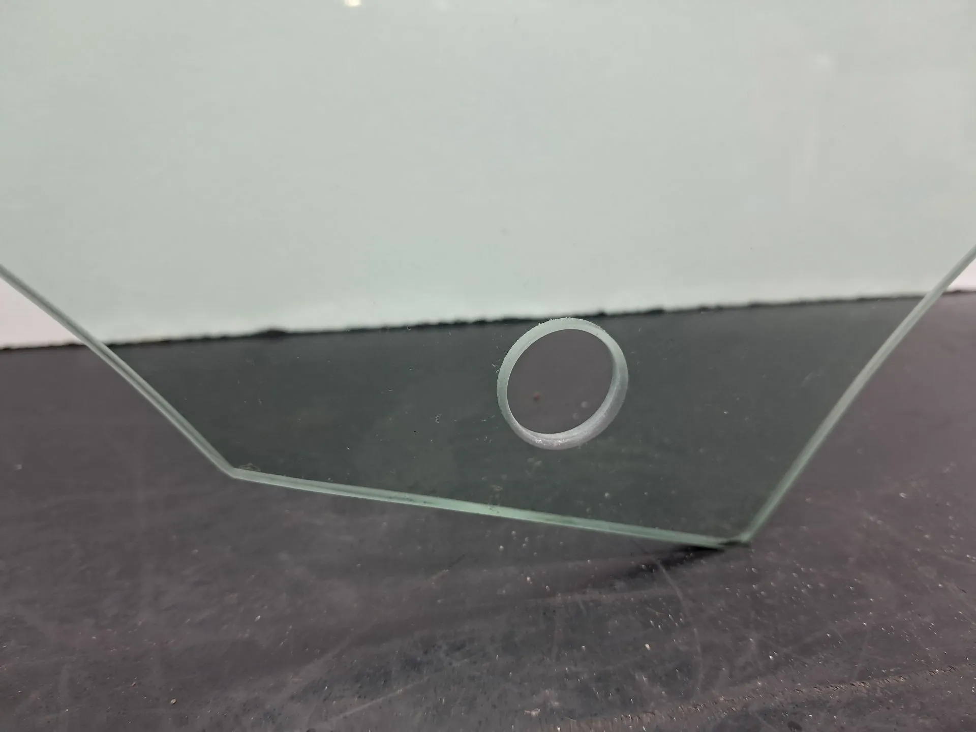 Left front door glass AUDI Q3 Sportback (F3N) Imagem-2