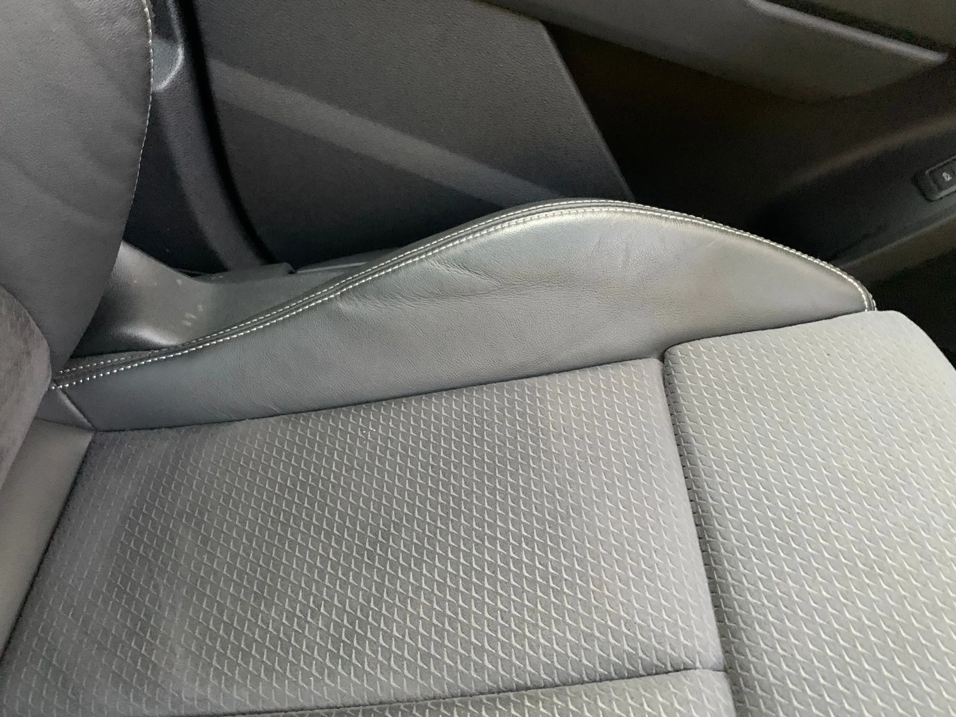 Conjunto de bancos AUDI Q3 Sportback (F3N) Imagem-4